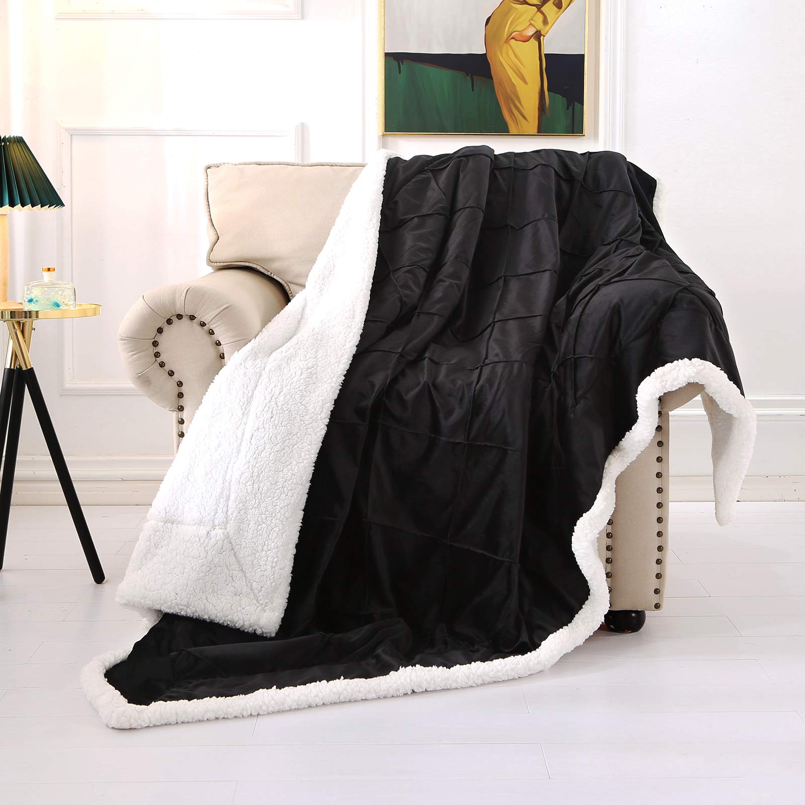 Super Soft Sherpa Fleece Blanket - Reversible Microfiber Plush Throw for Bed, Couch & Sofa (50x60 Inches, Black) | Cozy Home Decor, Perfect for Winter Nights & Gift Giving