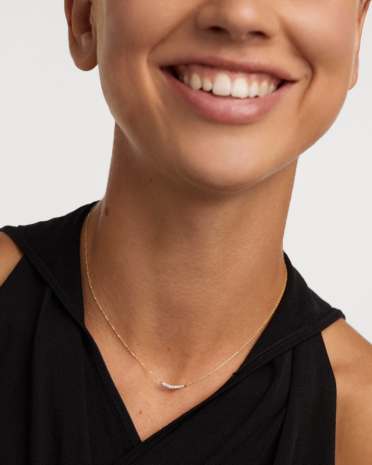 Elegant Diamonds and Gold Nilo Necklace for Women - Perfect for Weddings, Parties & Special Occasions