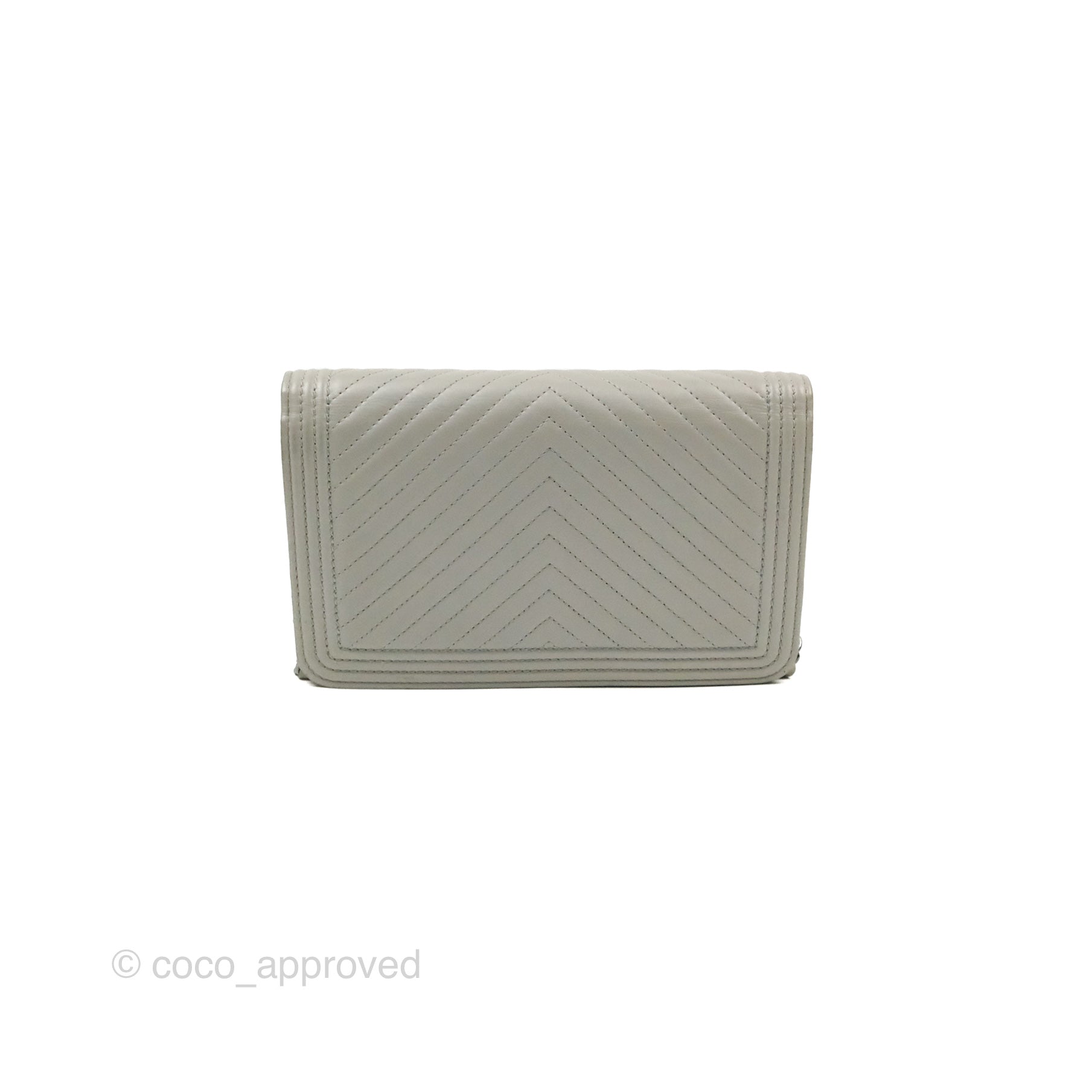 Chanel Chevron Boy Wallet on Chain WOC in Grey Lambskin with Gun Metal Hardware - Luxury Crossbody Bag for Women, Perfect for Evening Events & Daily Use