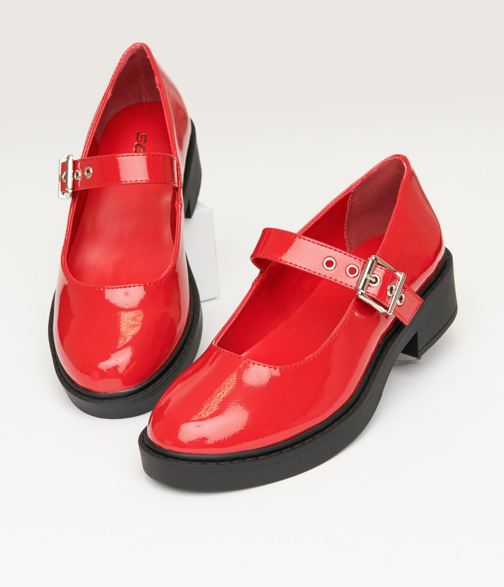 Stylish Red Patent Leatherette Mary Jane Platform Shoes for Women - Perfect for Vintage Outfits, Retro Parties & Everyday Fashion