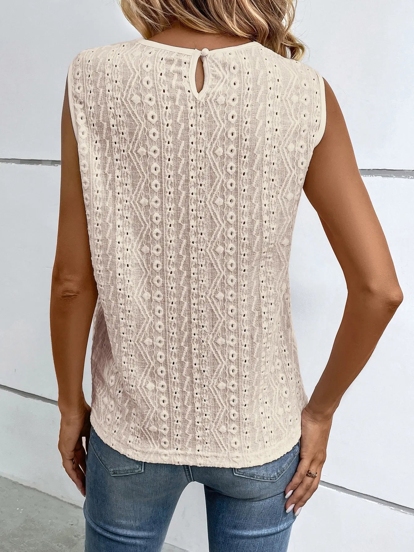 Trendy Women's Knitted Jacquard Lace Patchwork Collar Loose Casual Vest - Fashionable Hollowed Out Design for Spring & Fall Layering | Perfect for Office, Dating & Daily Wear