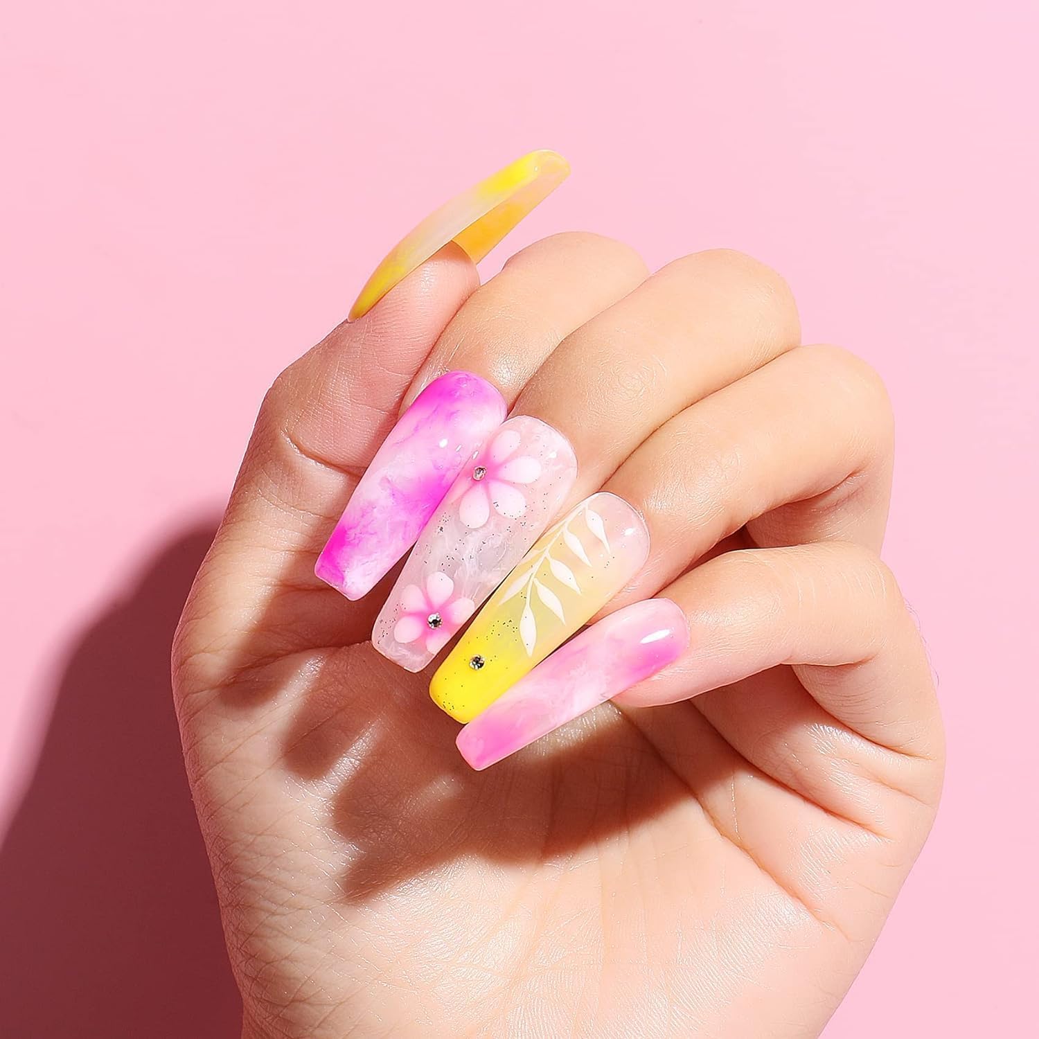 Bolt Bee Blooming Gel 15ml - UV LED Soak Off Nail Polish for Marble & Watercolor Nail Art - DIY Flower Design Gel Paint for Professional Salon & Home Manicure - Perfect for Nail Art Enthusiasts & Beauty Lovers