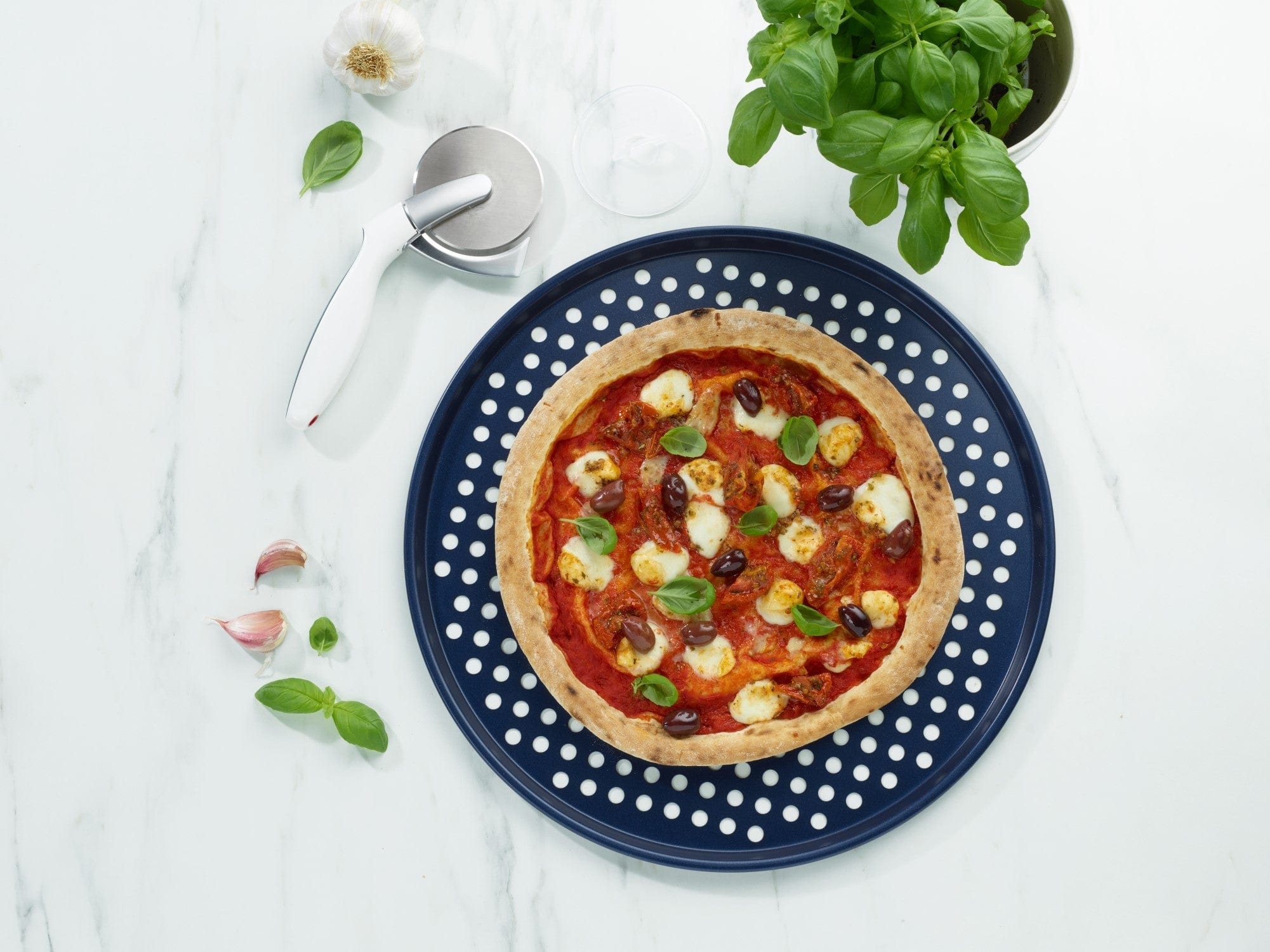 Non-Stick Pizza Pan - Heavy Duty Baking Sheet for Homemade Pizza, Perfect for Oven, Grill & Outdoor Cooking - Ideal for Family Dinners & Parties