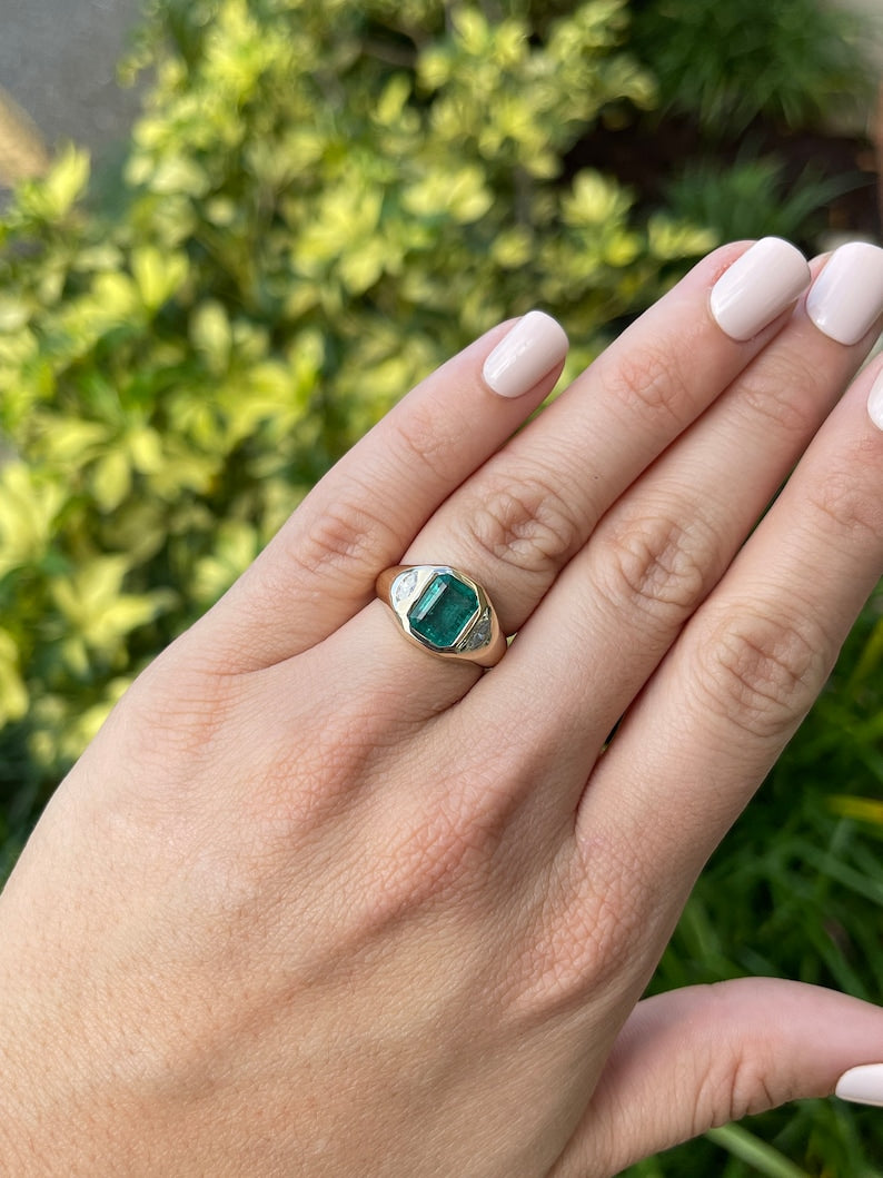 14K Gold Marquise Cut Emerald & Diamond Right Hand Ring - 3.09tcw Deep Bluish Green 3-Stone Ring for Women, Perfect for Evening Parties, Date Nights & Special Occasions