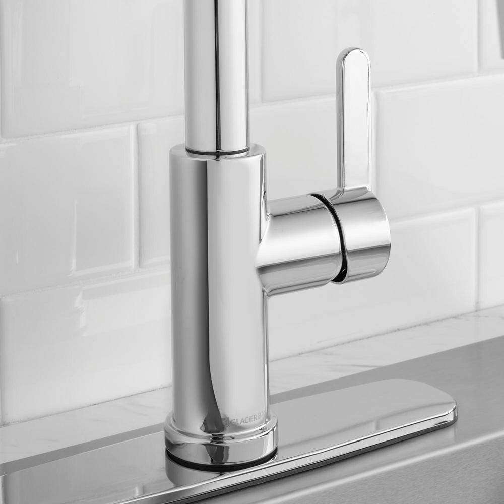 Glacier Bay Paulina Chrome Single-Handle Pull-Down Sprayer Kitchen Faucet with TurboSpray Technology - FastMount Installation & Soap Dispenser Included - Perfect for Modern Kitchens & High-Traffic Homes