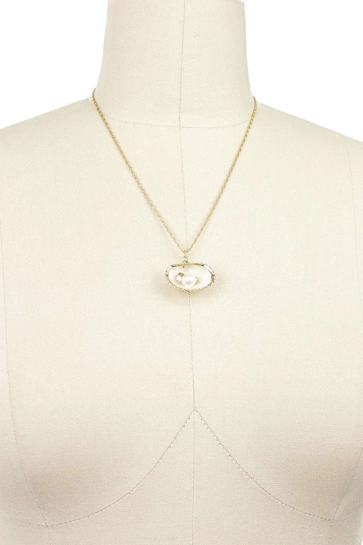 Elegant Pearl and Shell Gold Chain Necklace for Women - Perfect for Weddings, Parties & Everyday Wear