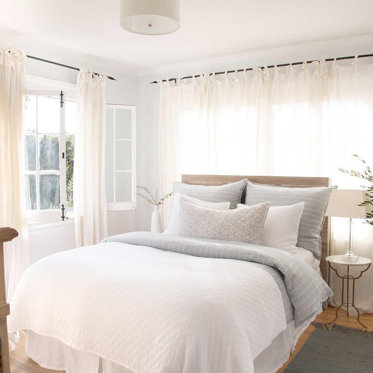 Ojai Matelasse Collection - Luxury Quilted Bedding Set for Home Decor | Perfect for Master Bedroom, Guest Room & Cozy Retreats