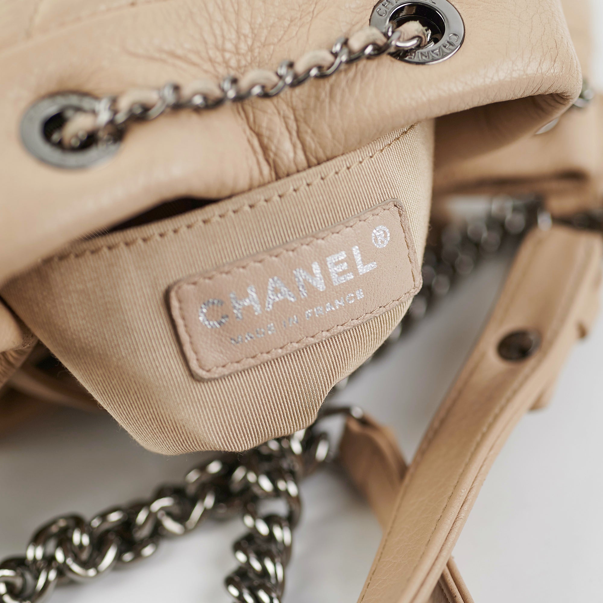 Chanel Chevron Beige Quilted Leather Bucket Bag - Luxury Designer Handbag for Women, Perfect for Everyday Use & Special Occasions
