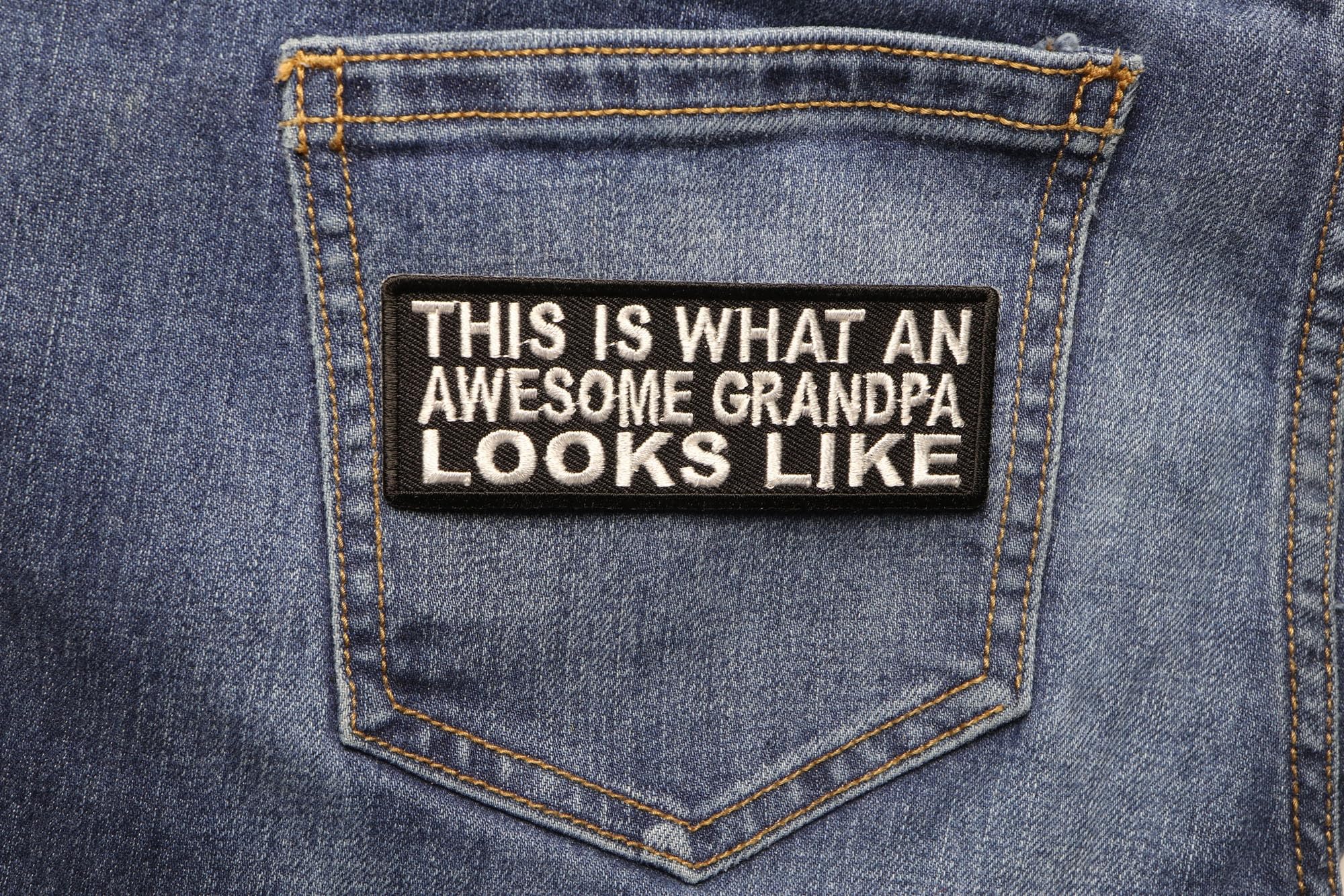 Funny Grandpa Patch - 'This is What an Awesome Grandpa Looks Like' Iron-On Embroidered Applique for Jackets, Hats & DIY Crafts | Perfect Gift for Father's Day & Grandparents Day