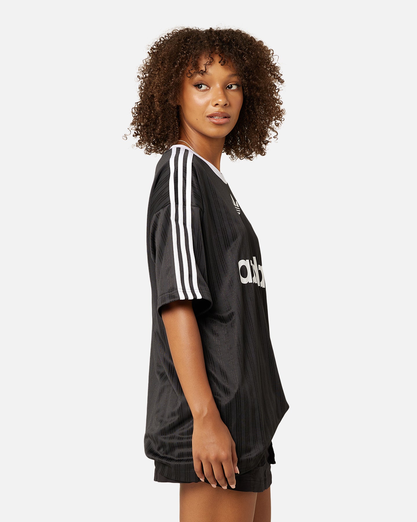 Adidas Adicolor T-Shirt for Men - Classic Black and White Cotton Tee - Perfect for Casual Wear, Gym, and Street Style