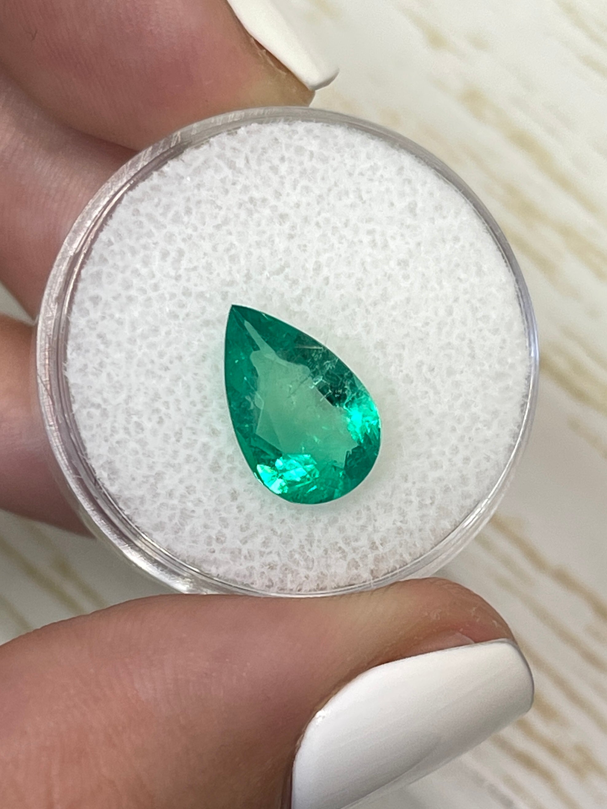2.51 Carat 12.5x8mm Natural Colombian Emerald Pear Cut Loose Gemstone for Jewelry Making - Engagement Rings, Necklaces & Earrings