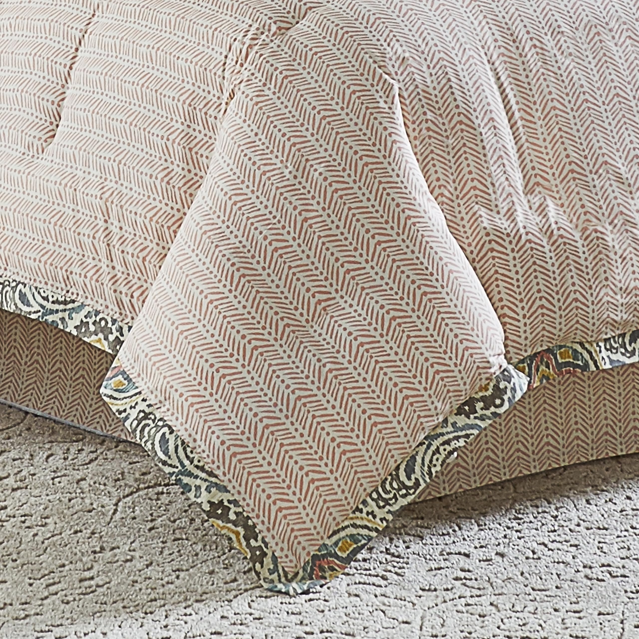 Waverly Artisanal Modern Farmhouse Damask 4-Piece Reversible Comforter Set - All Season King Size Bedding with Comforter, Bed Skirt & 2 Pillow Shams | Machine Washable Cotton Blend | Perfect for Guest Rooms, Master Bedrooms & Farmhouse Decor