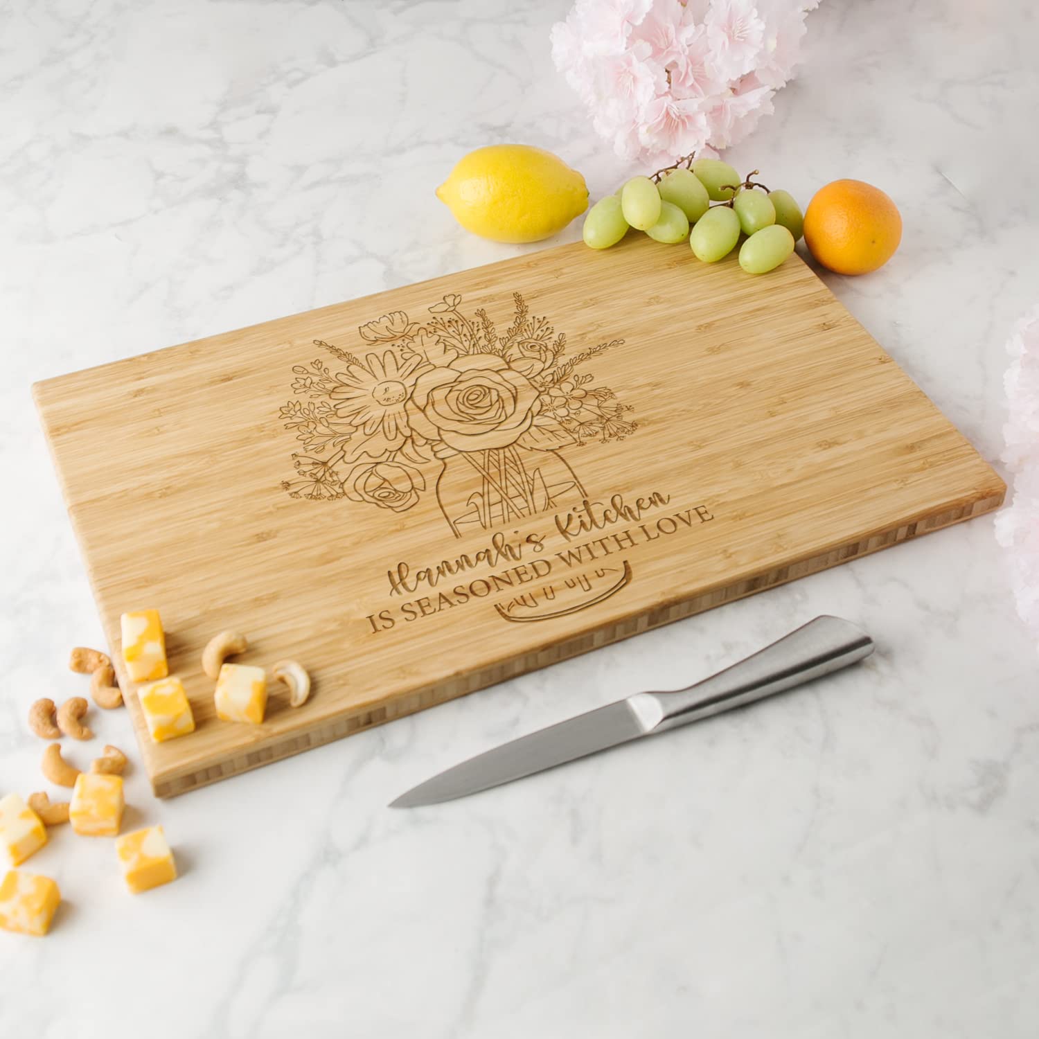 Personalized Wooden Cutting Board for Mom - Custom Engraved Birthday, Mother's Day & Wedding Gift from Daughter - Perfect for Kitchen Decor, Housewarming & Special Occasions
