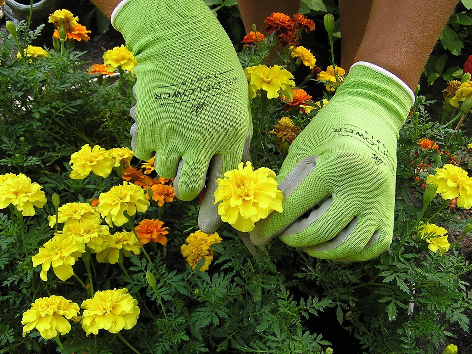 Durable Nitrile Coated Gardening Gloves for Women & Men - Heavy Duty Protection for Planting, Weeding & Outdoor Work