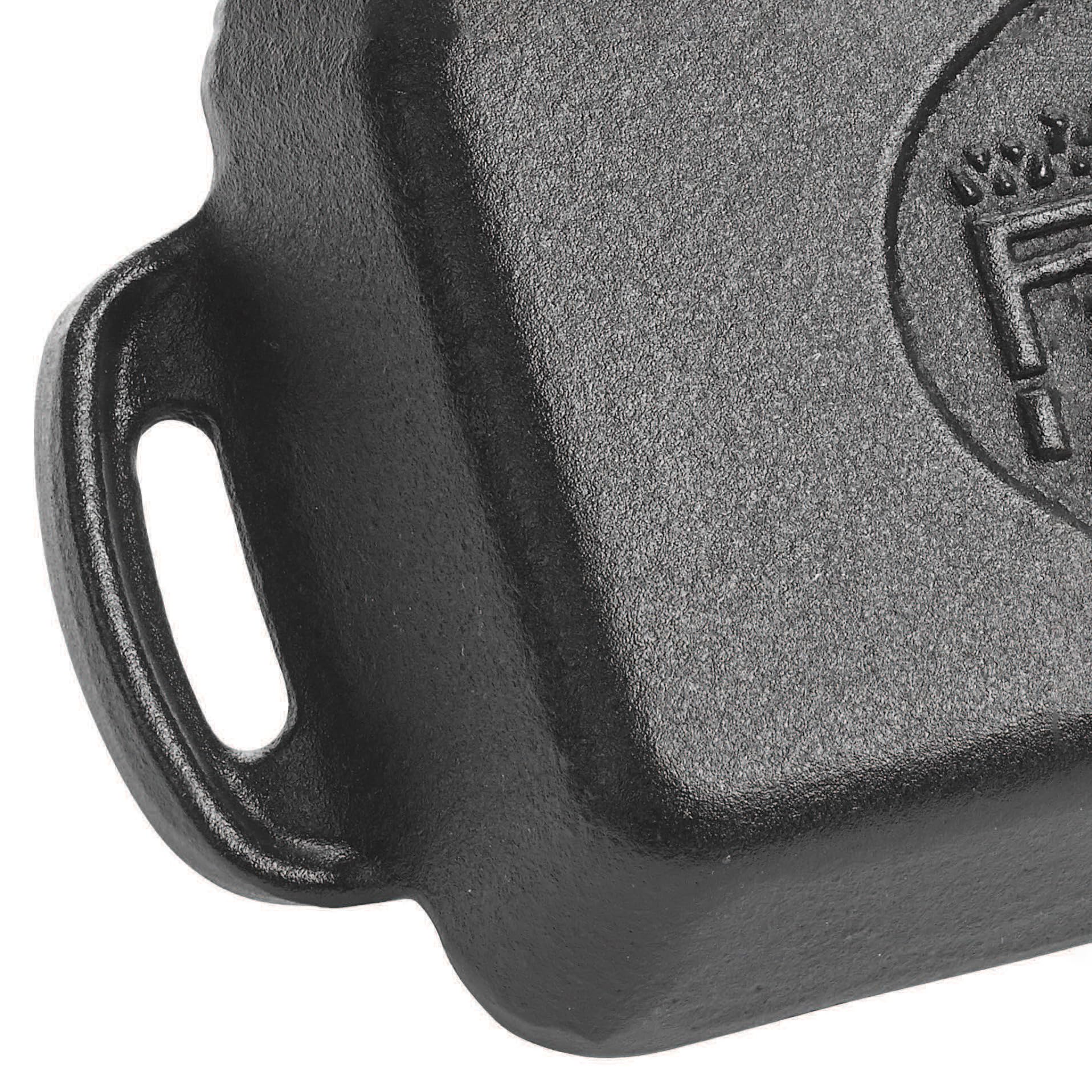 Premium WINCO Cast Iron Server - Heavy Duty Black Serving Tray for Restaurants, Catering & Home Use - Ideal for Hot Dishes, BBQ, and Buffet Serving