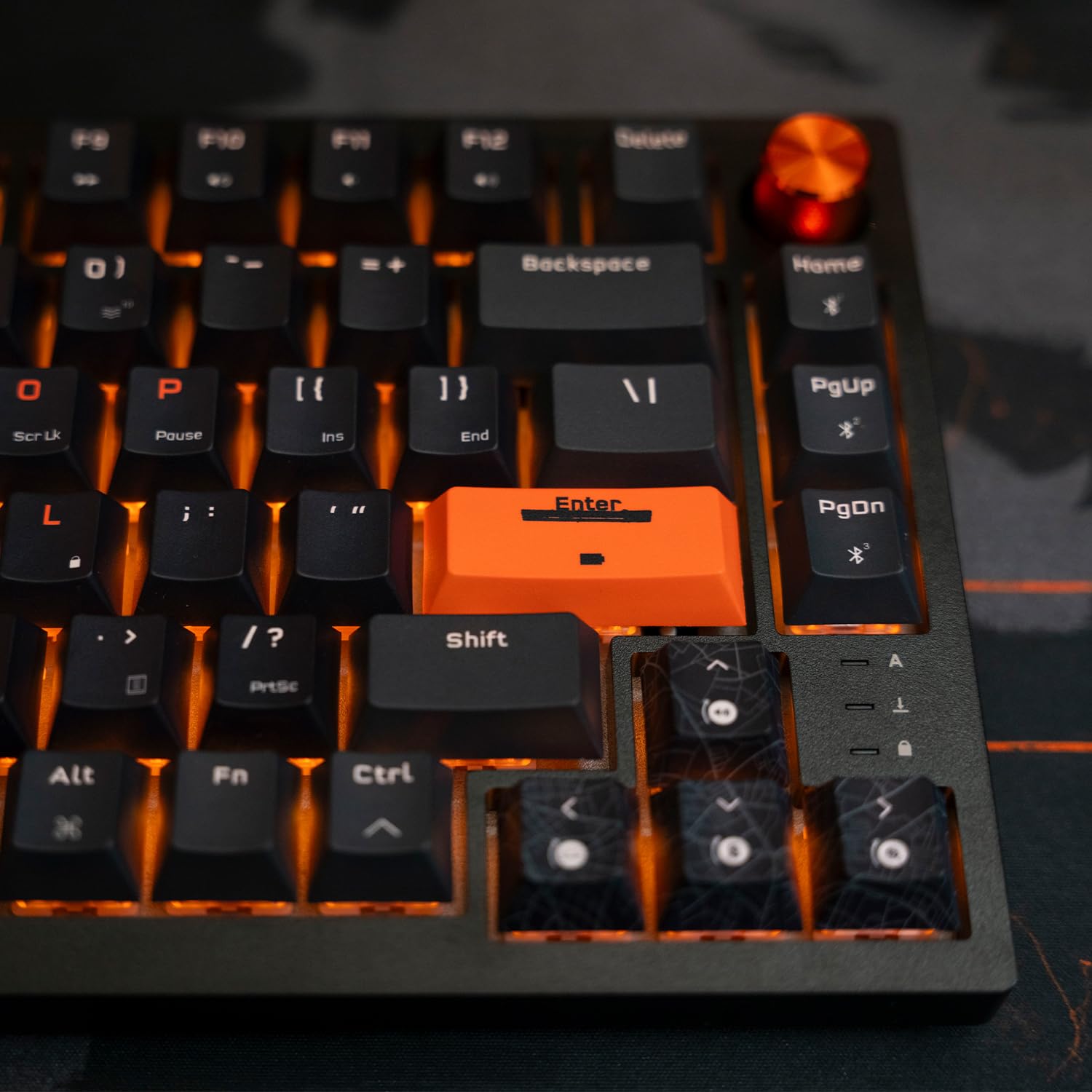 CORSAIR K65 PLUS Wireless Mechanical Gaming Keyboard - RGB, Hot-Swappable, for PC/Xbox/PS5/Mac | Gaming & Office Use