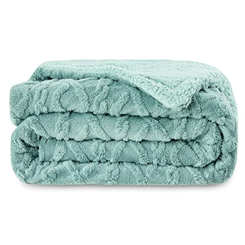 07 - Sage Green
