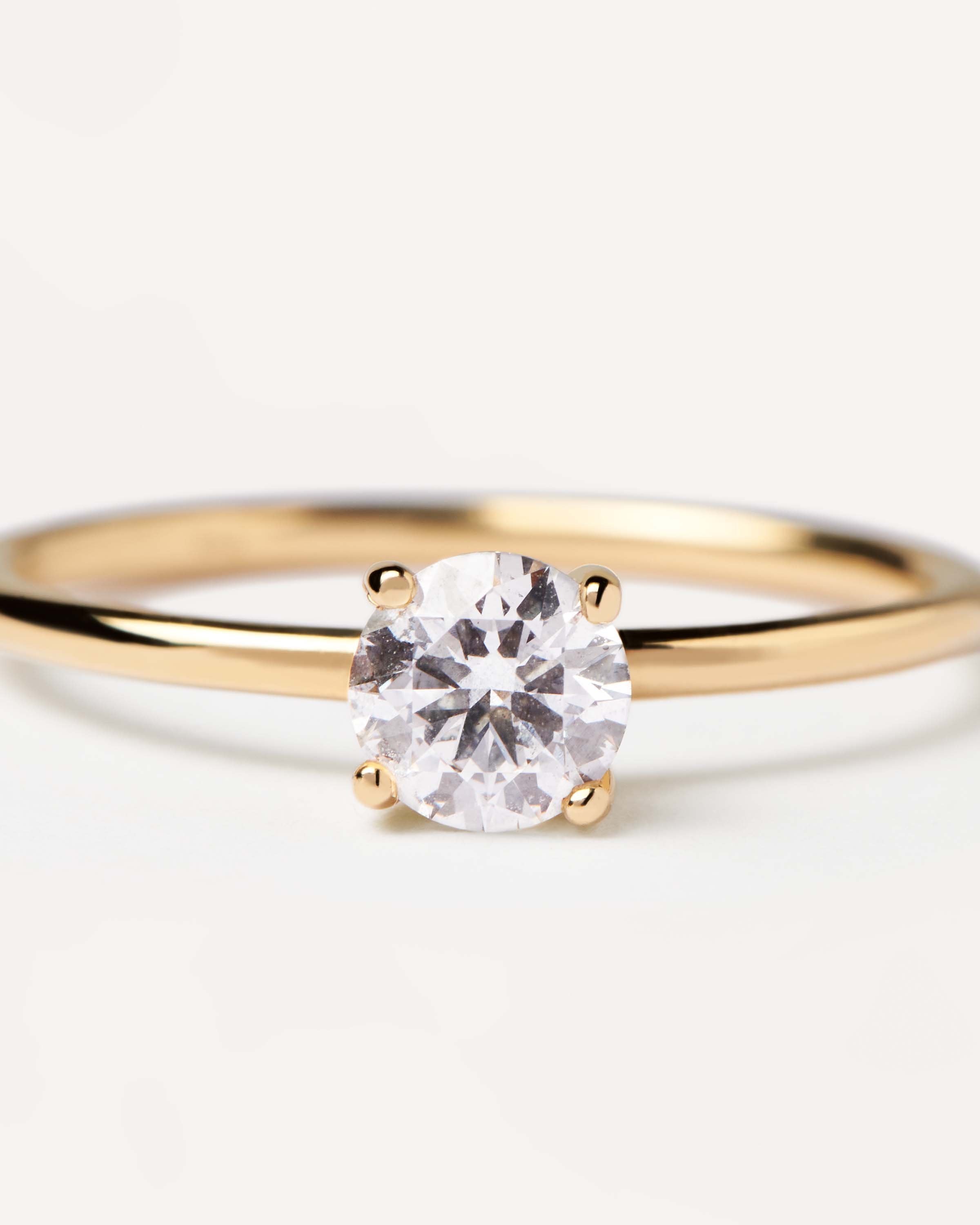 Supreme Solitaire Diamond and Gold Ring for Women - Elegant Engagement, Wedding, or Anniversary Jewelry Gift