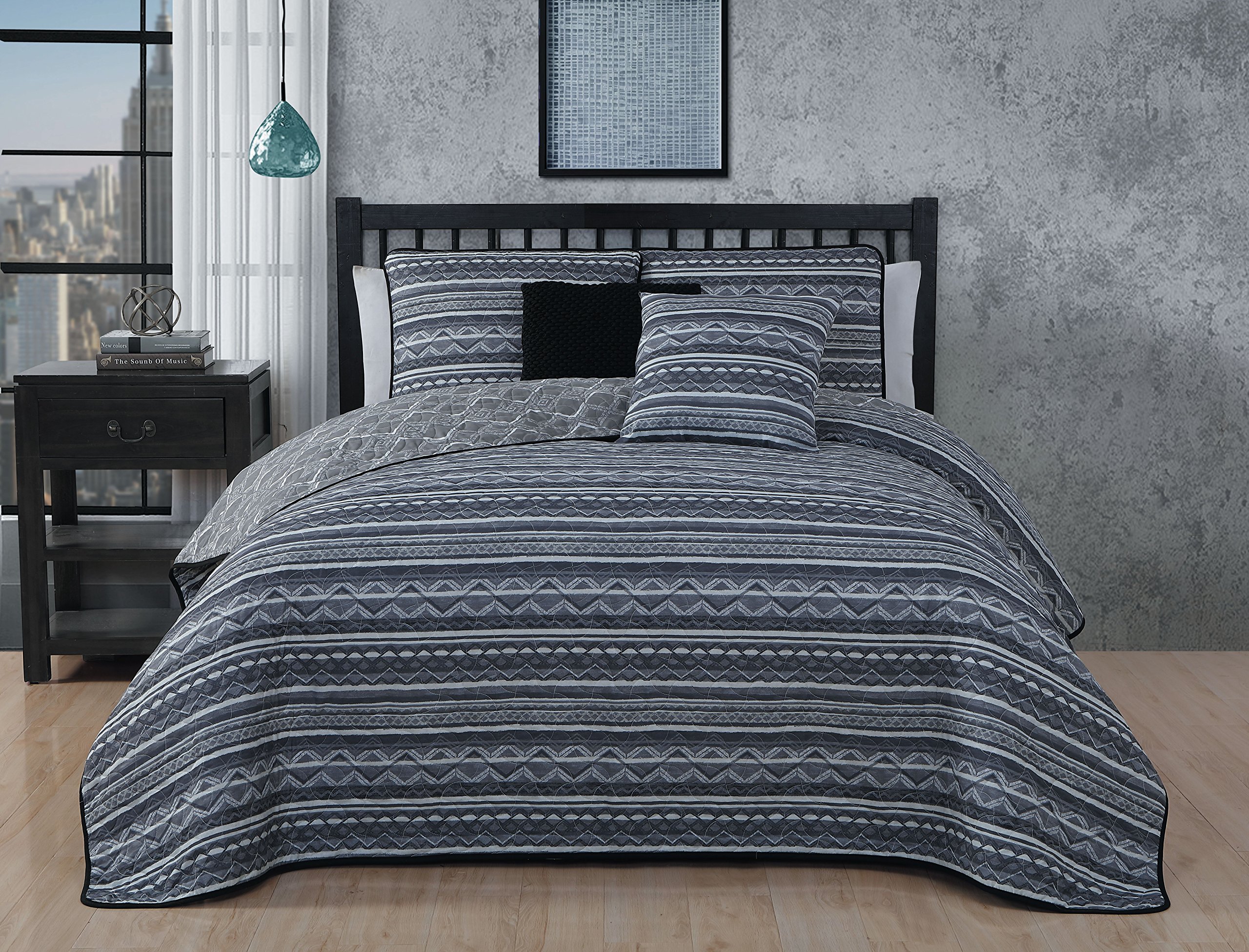 Avondale Manor Meridian 5-Piece Queen Size Quilt Set in Black - Luxury Bedding for Master Bedroom & Guest Room Decor