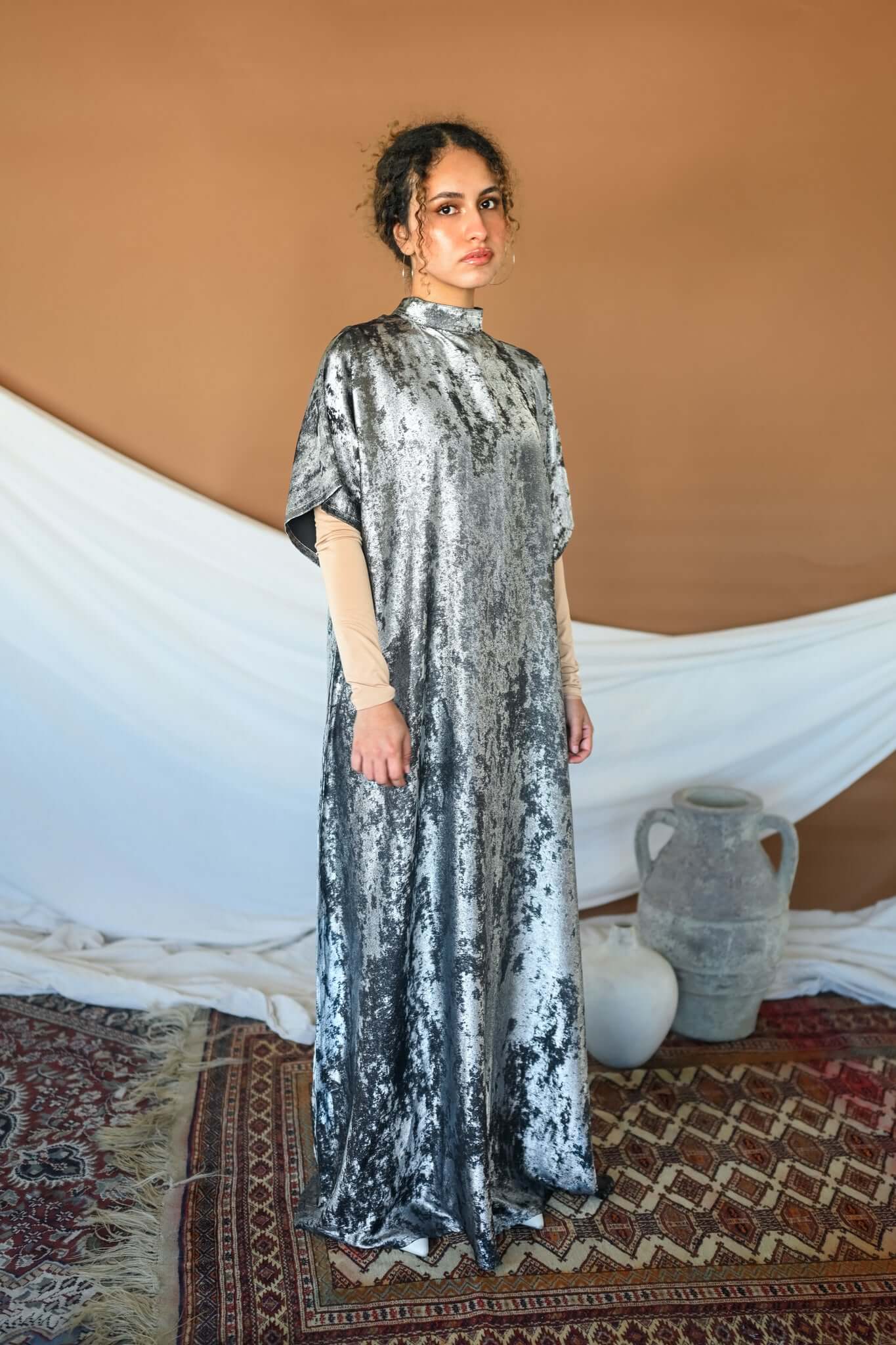 Elegant Metallic Black Abaya 2-Piece Set for Women - Modest Islamic Prayer Dress & Special Occasion Wear