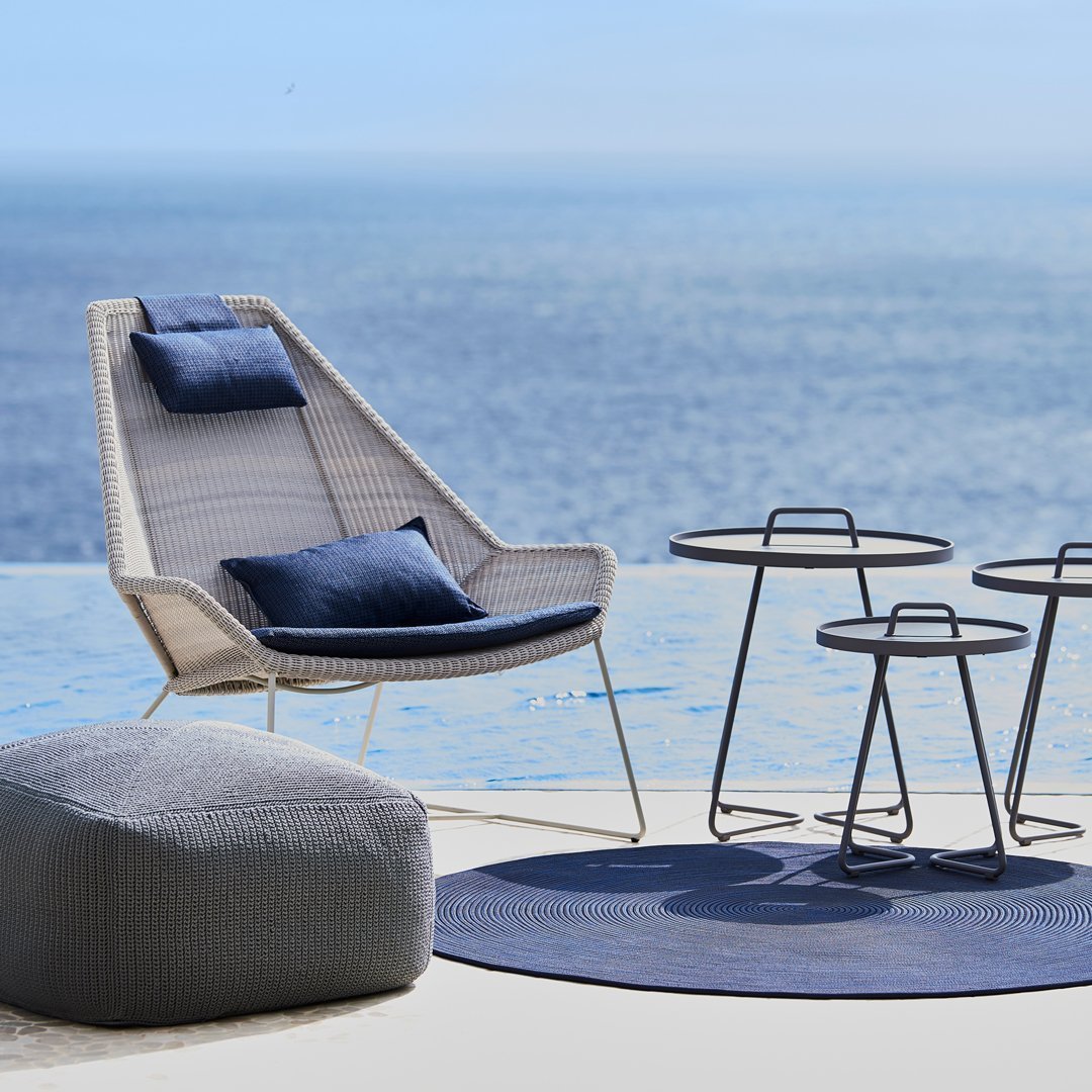 Divine Outdoor Footstool - Waterproof & Durable Patio Ottoman for Garden, Poolside, and Backyard Relaxation - Perfect for Lounging, Reading, and Sunbathing