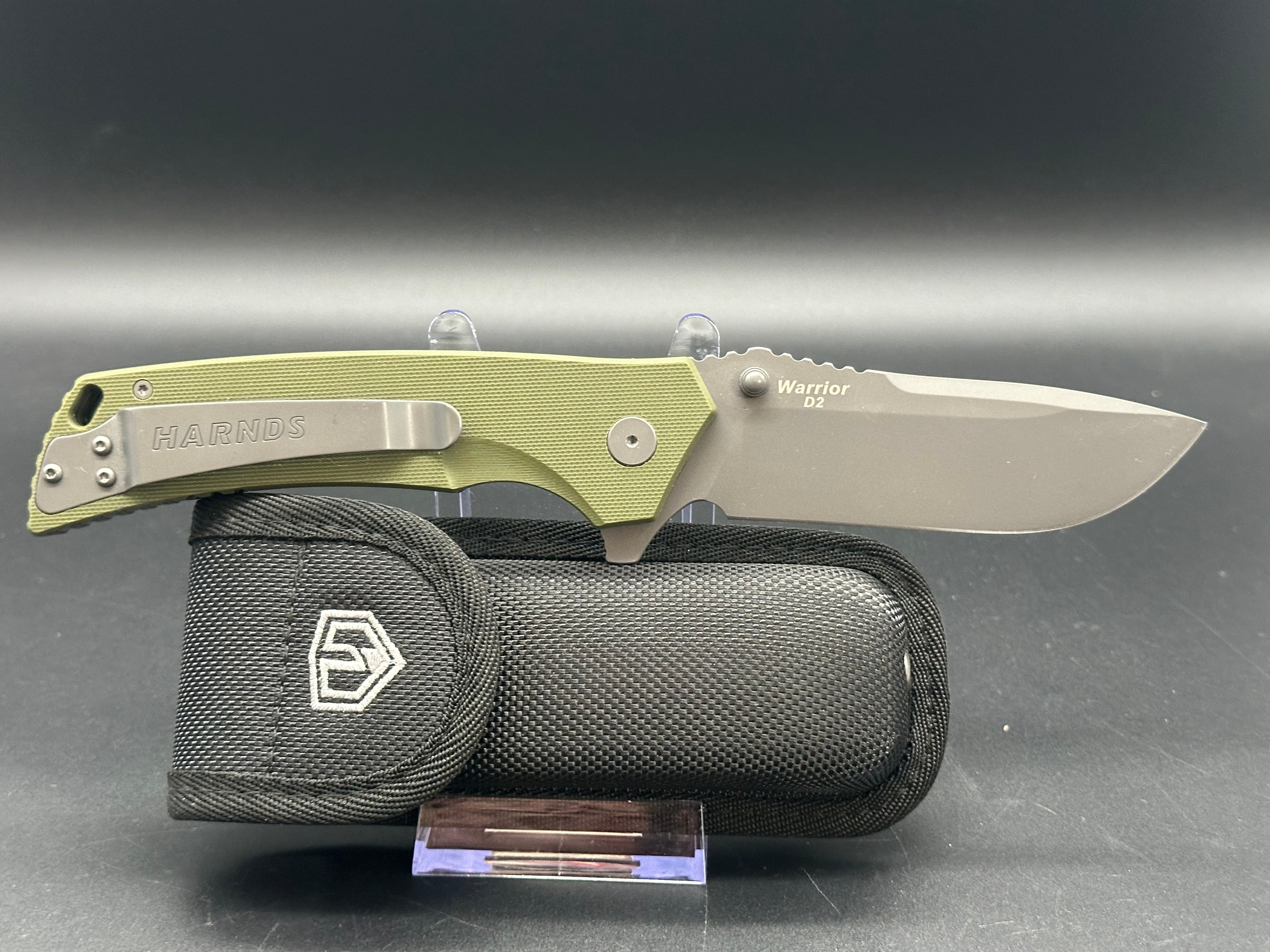 HARNDS Warrior Folding Knife - D2 Steel Blade, Green G10 Handle, Plain Edge - EDC Pocket Knife for Camping, Hiking & Outdoor Survival