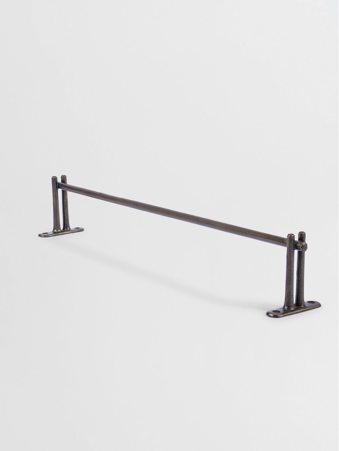 18 Inch Towel Bar - Forme No.16 - Perfect for Bathroom and Kitchen Organization
