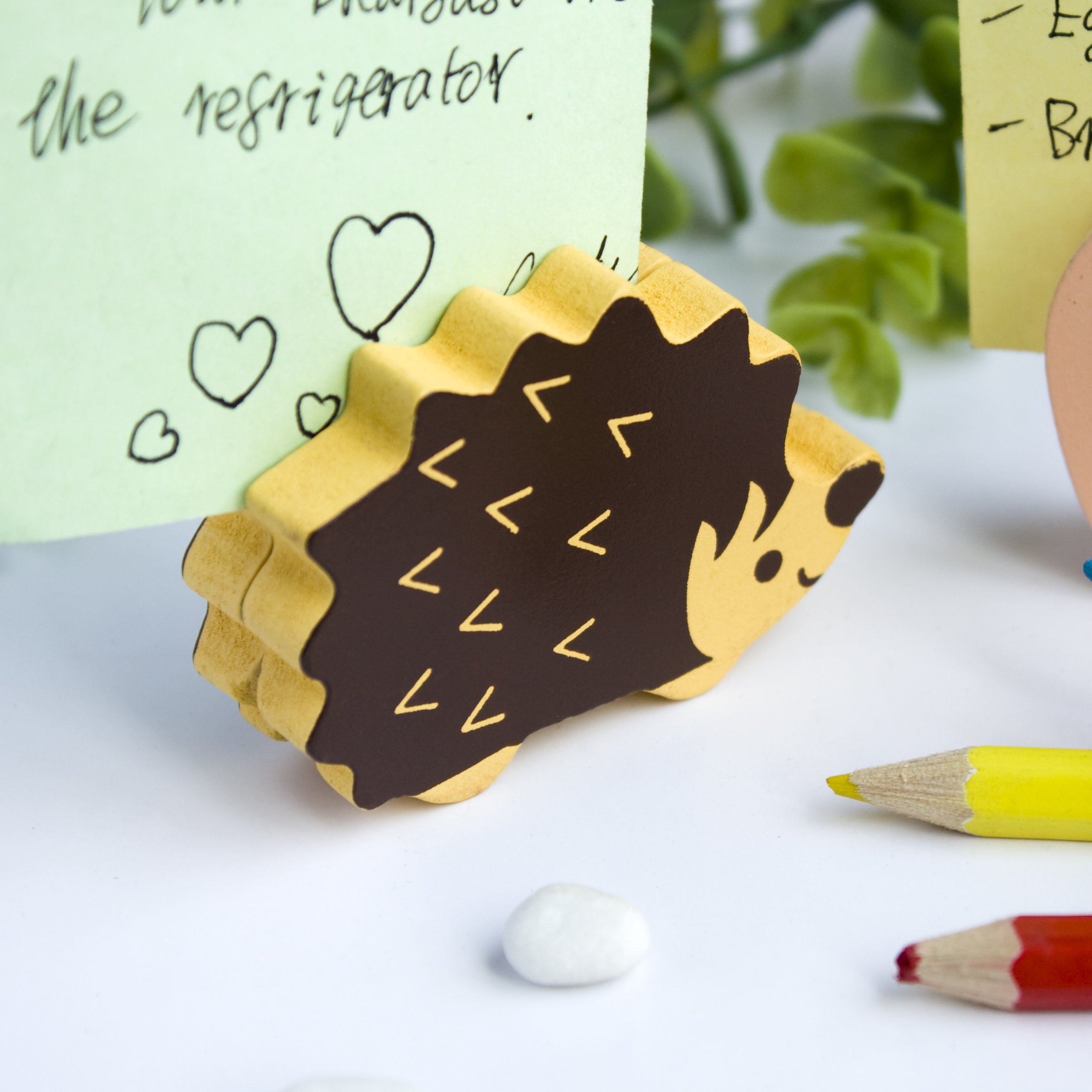 Blancho Wooden Animal Clips - Pig & Hedgehog Card Holder, Wooden Clamps for Photos, Notes & Decor | Perfect for Office, Home Organization & Gift Giving