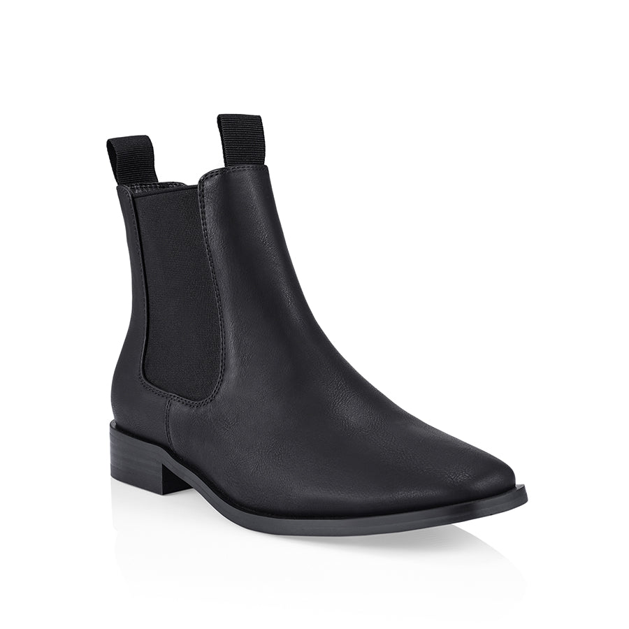 Harper Chelsea Boots for Women - Black Soft Leather Ankle Boots | Comfortable & Stylish for Work, Casual Outings & Fall Fashion
