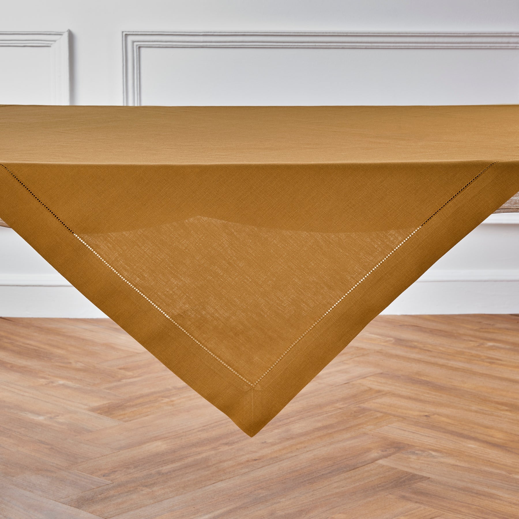 Classic Hemstitch Table Throw - Elegant Linen Table Runner for Dining Room Decor, Wedding & Holiday Table Settings