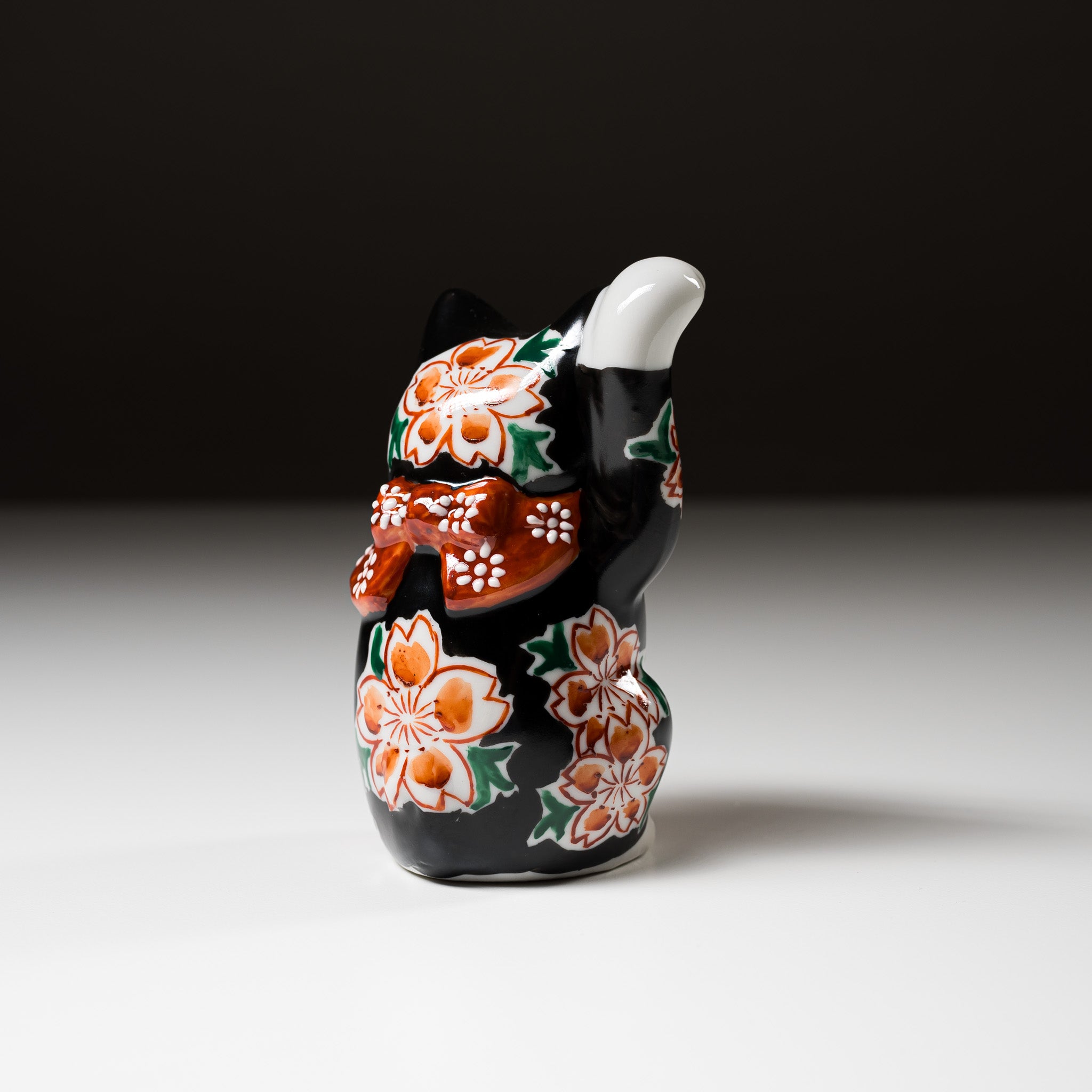 Kutani Ware Black Beckoning Cat Kuro - Handcrafted Japanese Ceramic Lucky Cat Ornament for Home Decor, Office Feng Shui & Gift Giving