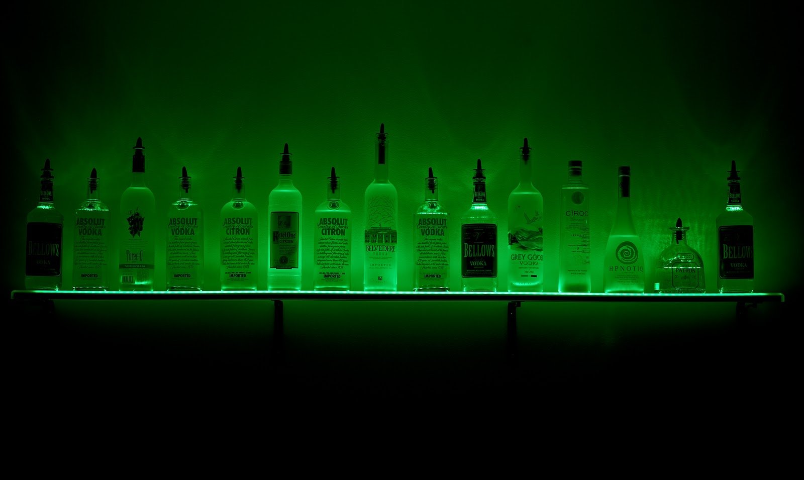 4 ft LED Illuminated Acrylic Bottle Shelf with Brackets - Wireless Remote Control & UL Certified Power Supply for Wine, Liquor, and Perfume Display in Bars, Restaurants, and Retail Stores