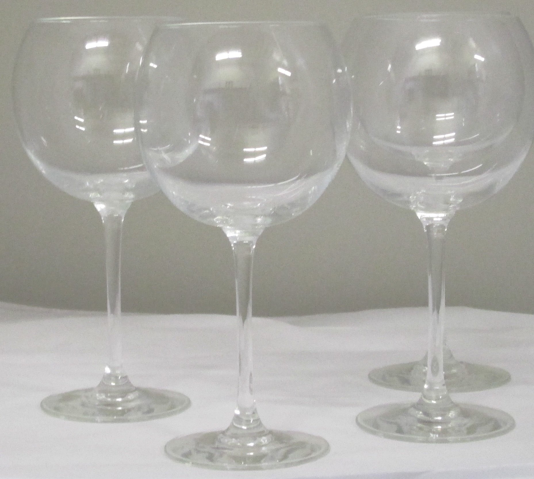 Premium 20 Oz Red Wine Glasses Set of 12 - Large Stemware for Cabernet, Merlot & Chianti - Perfect for Dinner Parties, Weddings & Home Entertaining