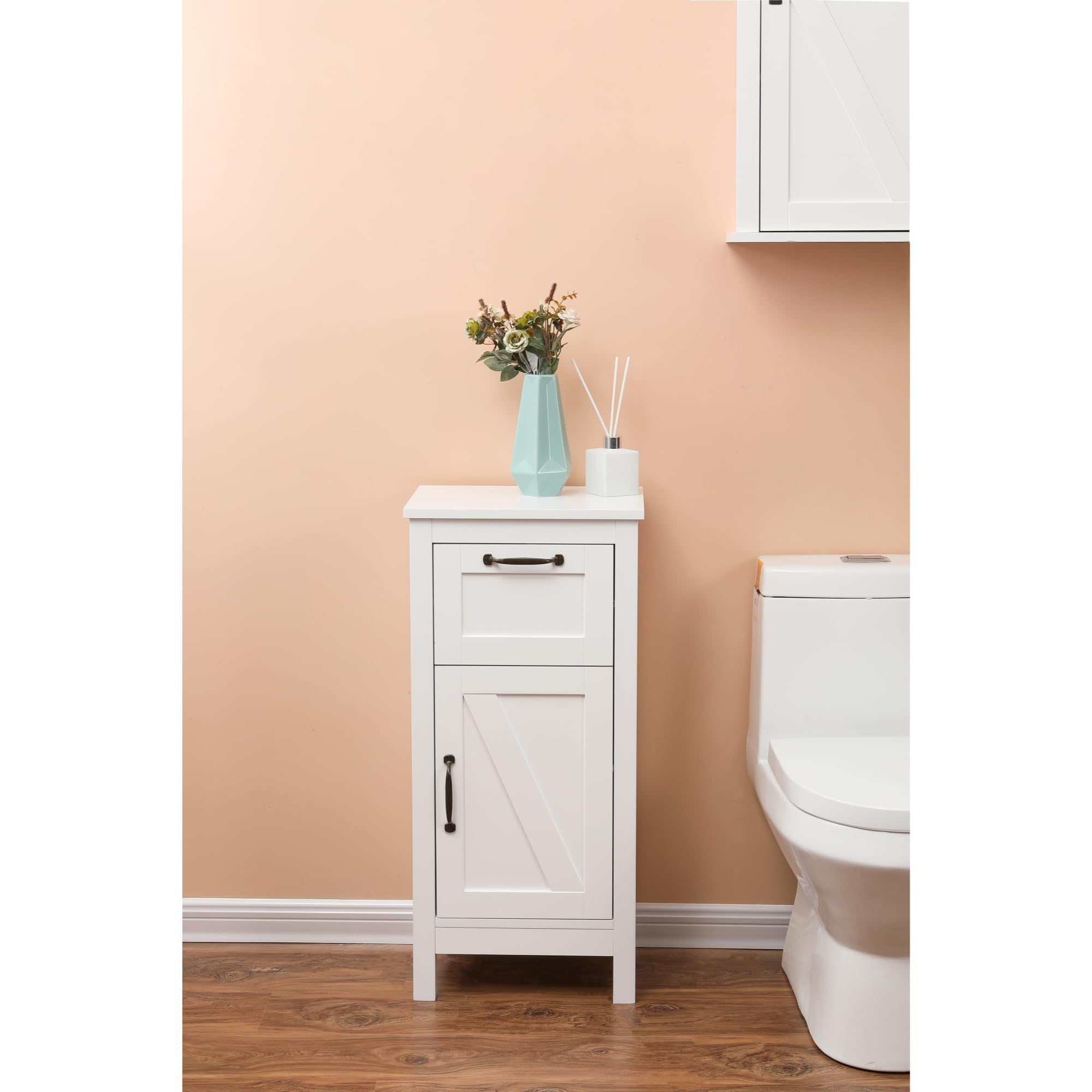 LuxenHome White MDF Wood Bathroom Storage Cabinet with 1 Door - Space Saving Organizer for Towels, Toiletries & Cleaning Supplies in Small Bathrooms