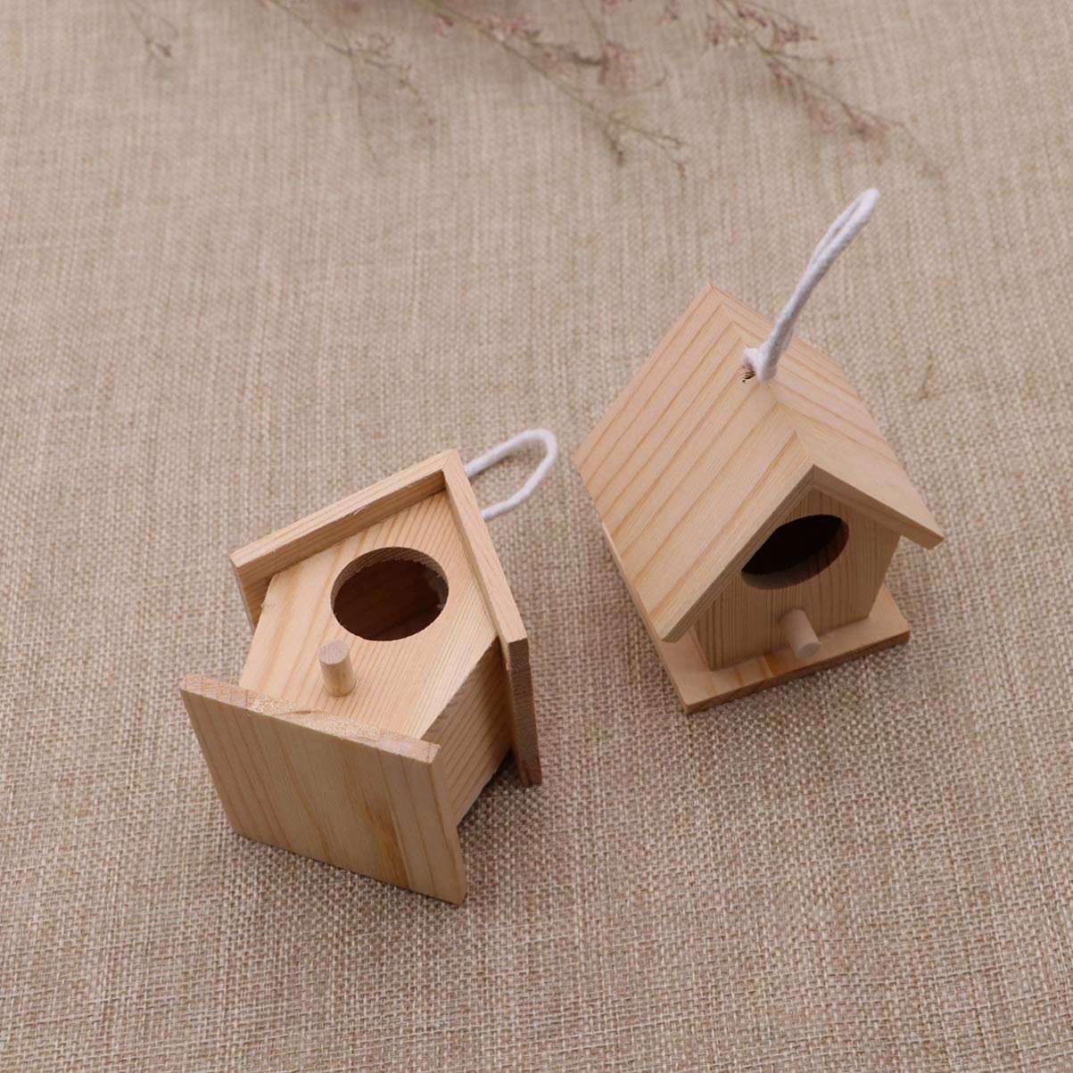 EXCEART Mini Hanging Bird House - Wooden Log Cabin Decor for Parrots, Crafts & Kids Room | Outdoor Garden Ornament, DIY Home Decoration, Unique Gift Idea for Bird Lovers