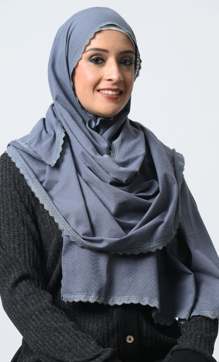 Elegant Cotton Jersey Hijab with Lace Detailing - Soft Muslim Headscarf for Women - Perfect for Daily Wear, Prayer & Special Occasions