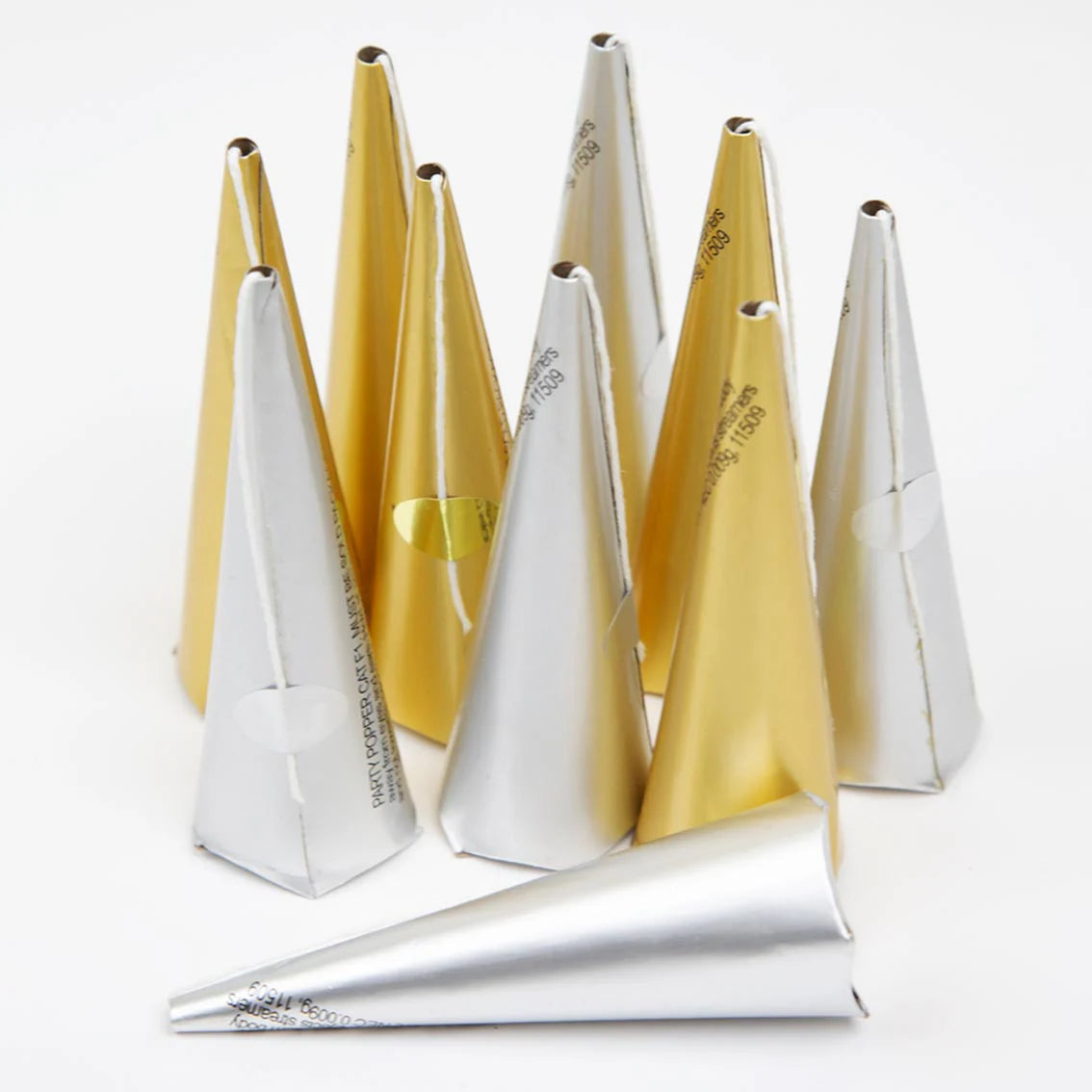 Metallic Gold & Silver Confetti Poppers - Pack of 10 for Birthday Parties, Weddings & New Year Celebrations