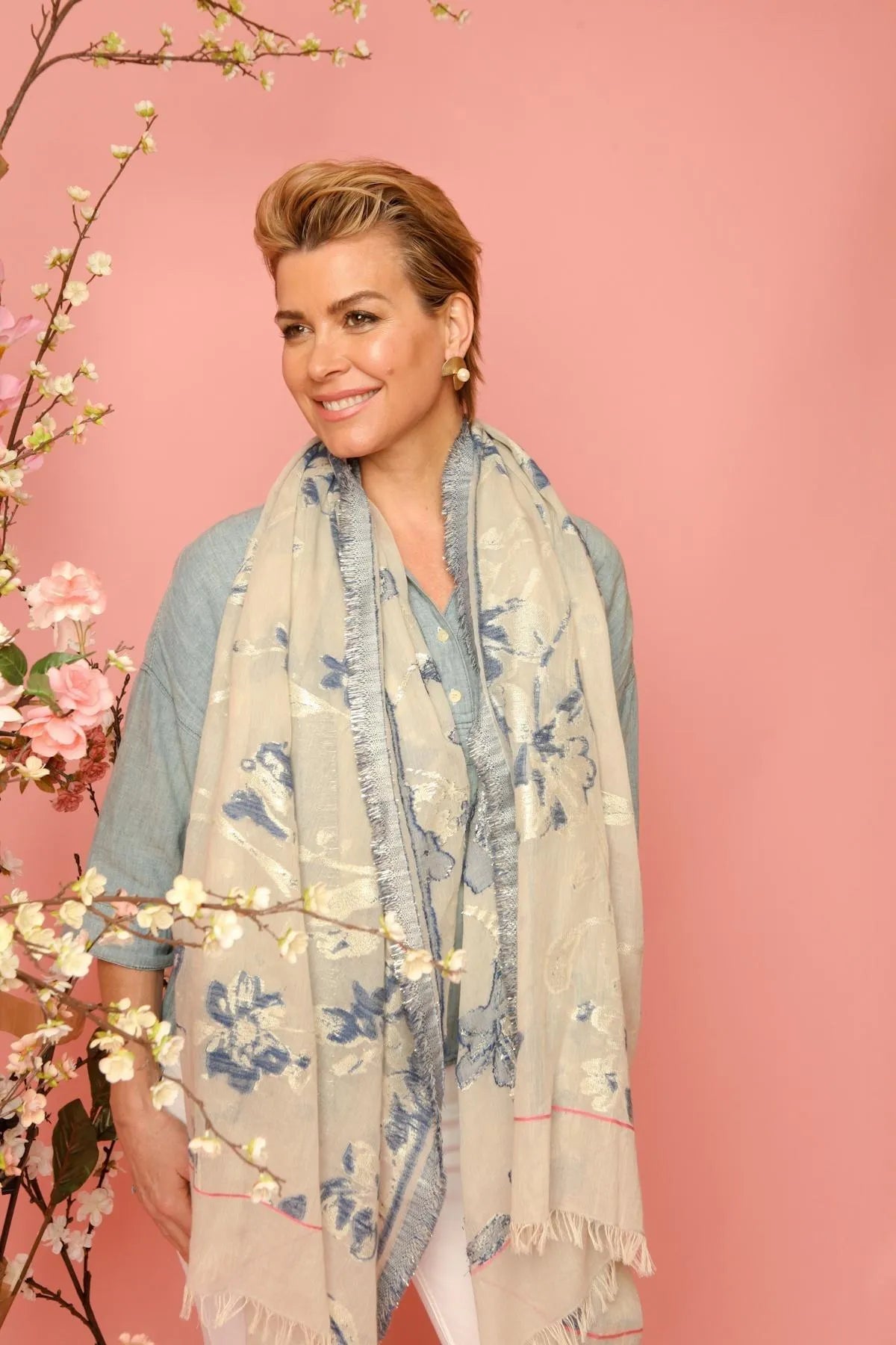 Floral Wind Chime Scarf - Lightweight Fashion Shawl for Women, Elegant Floral Print Wrap - Perfect for Spring Outfits, Beach Cover-ups & Boho Style Accessories