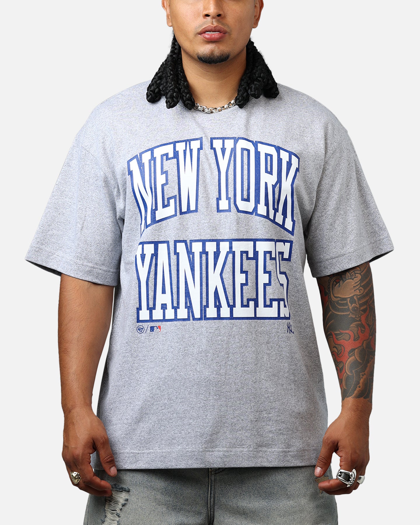 47 Brand New York Yankees Stack T-Shirt Grey - Stylish & Comfortable Baseball Fan Apparel for Men & Women - Perfect for Games, Casual Wear & Yankees Fan Gifts