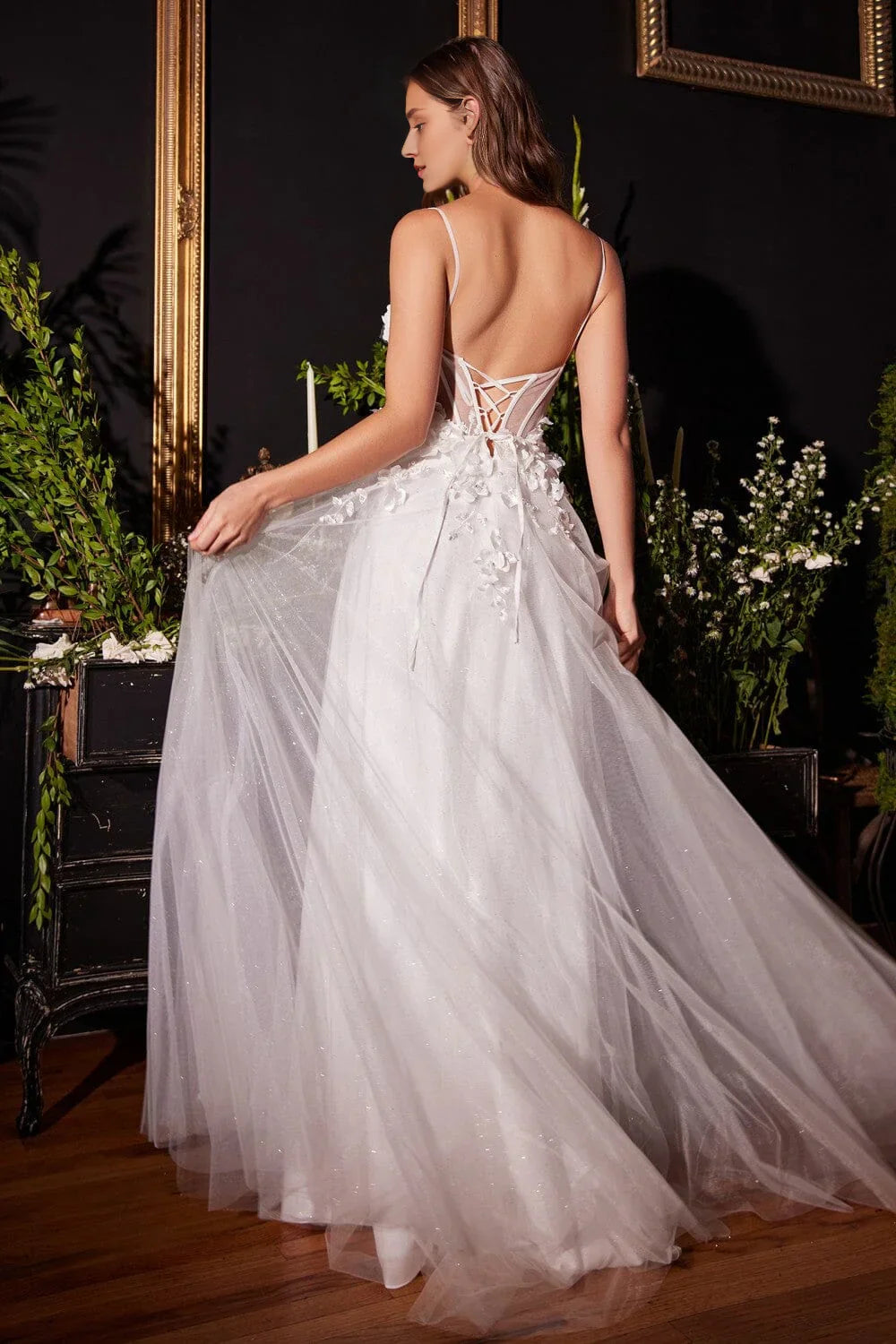 Elegant 3D Floral Lace Applique Long Sleeveless V-Neck Wedding Gown for Bride - Perfect for Beach, Garden & Outdoor Ceremonies