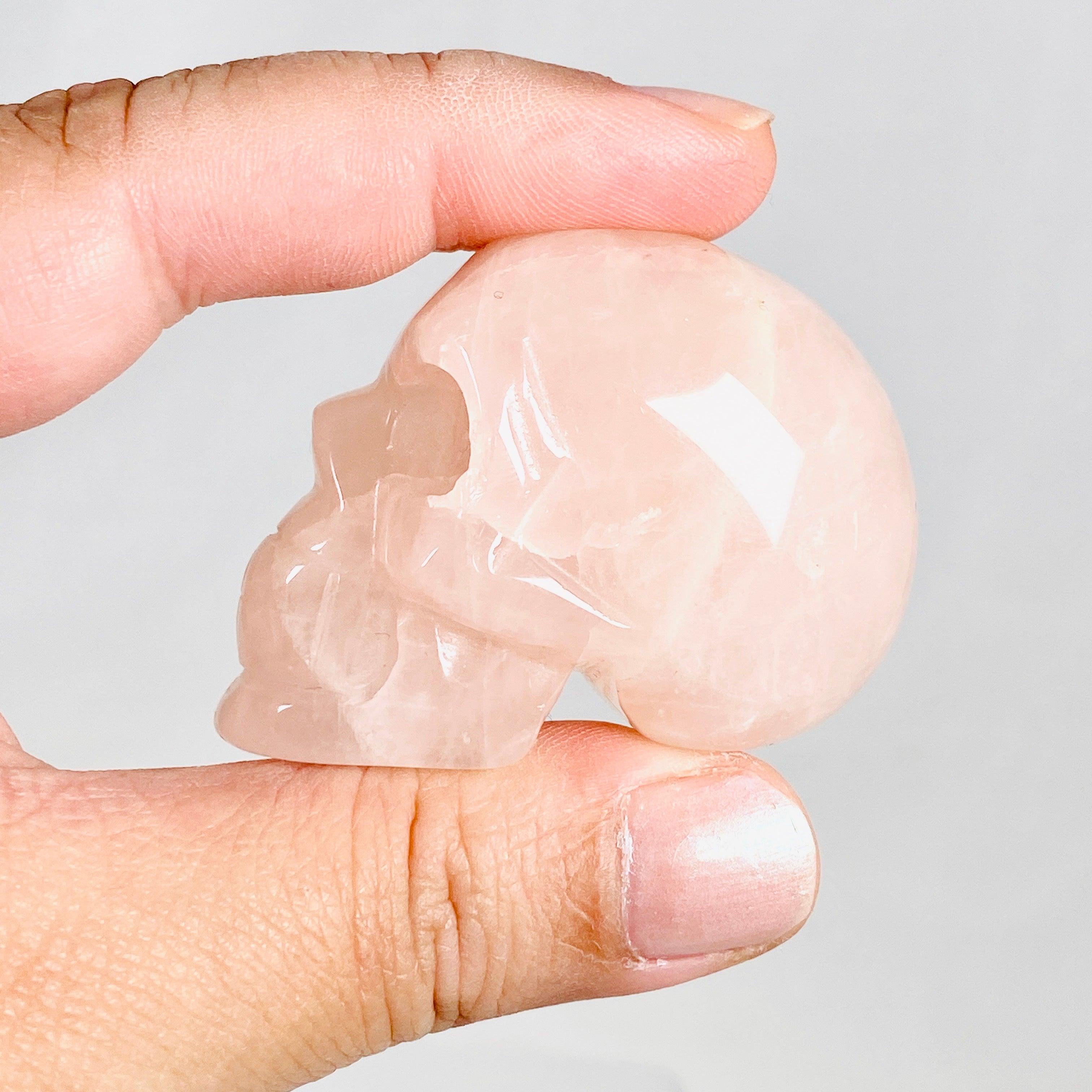 Rose Quartz Skull RQSK 01 - Natural Healing Crystal for Meditation, Stress Relief & Home Decor - Perfect for Yoga, Reiki & Spiritual Gifts