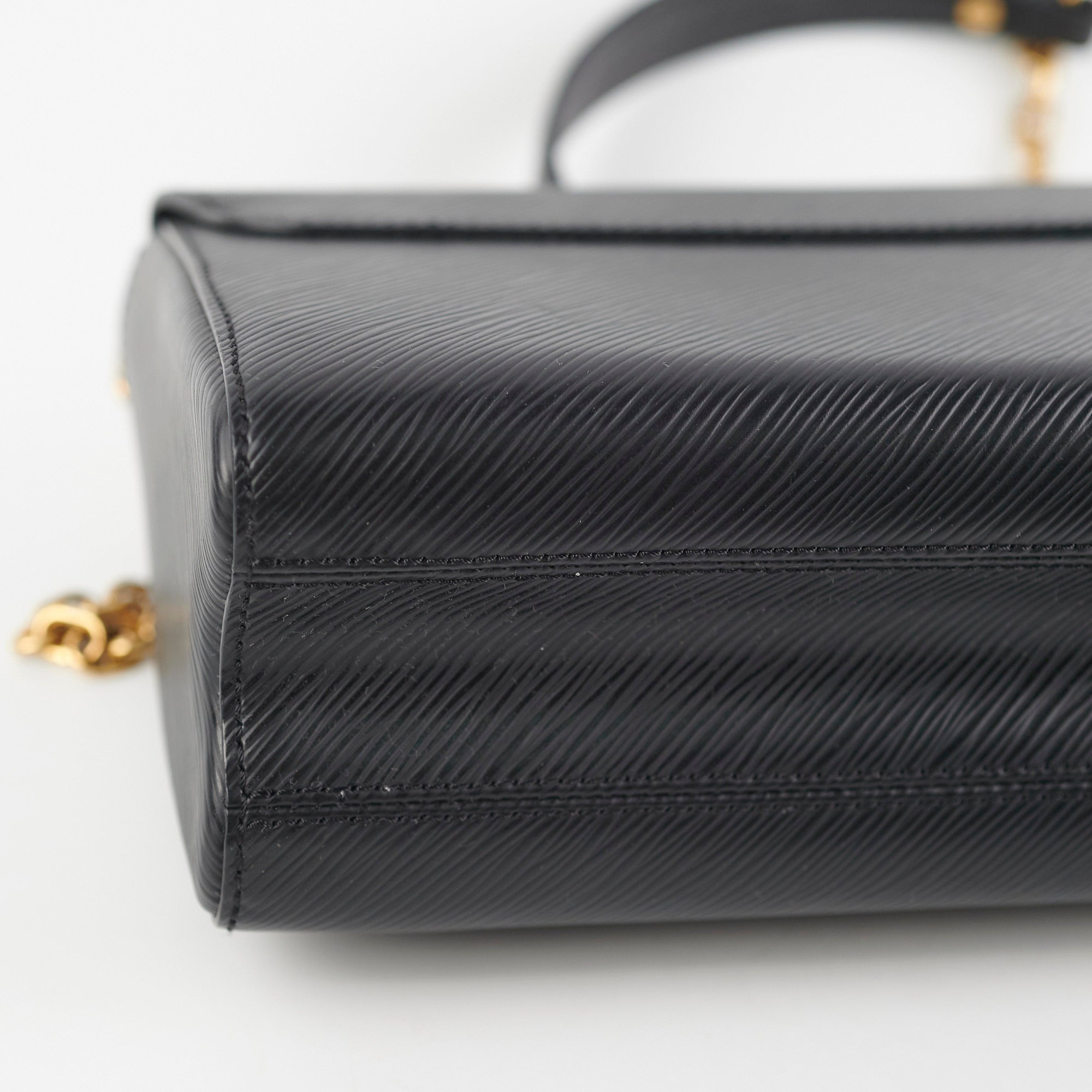 Louis Vuitton Twist MM Black Leather Handbag - 18/7 Luxury Designer Crossbody Bag for Women, Perfect for Work, Travel & Evening Events