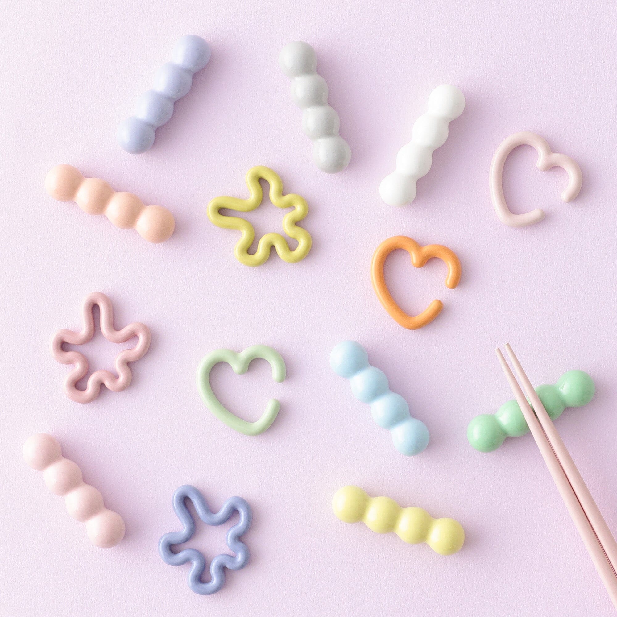 Eco-Friendly Heart-Shaped Chopstick Rest - Perfect for Asian Dining, Sushi Nights & Home Decor