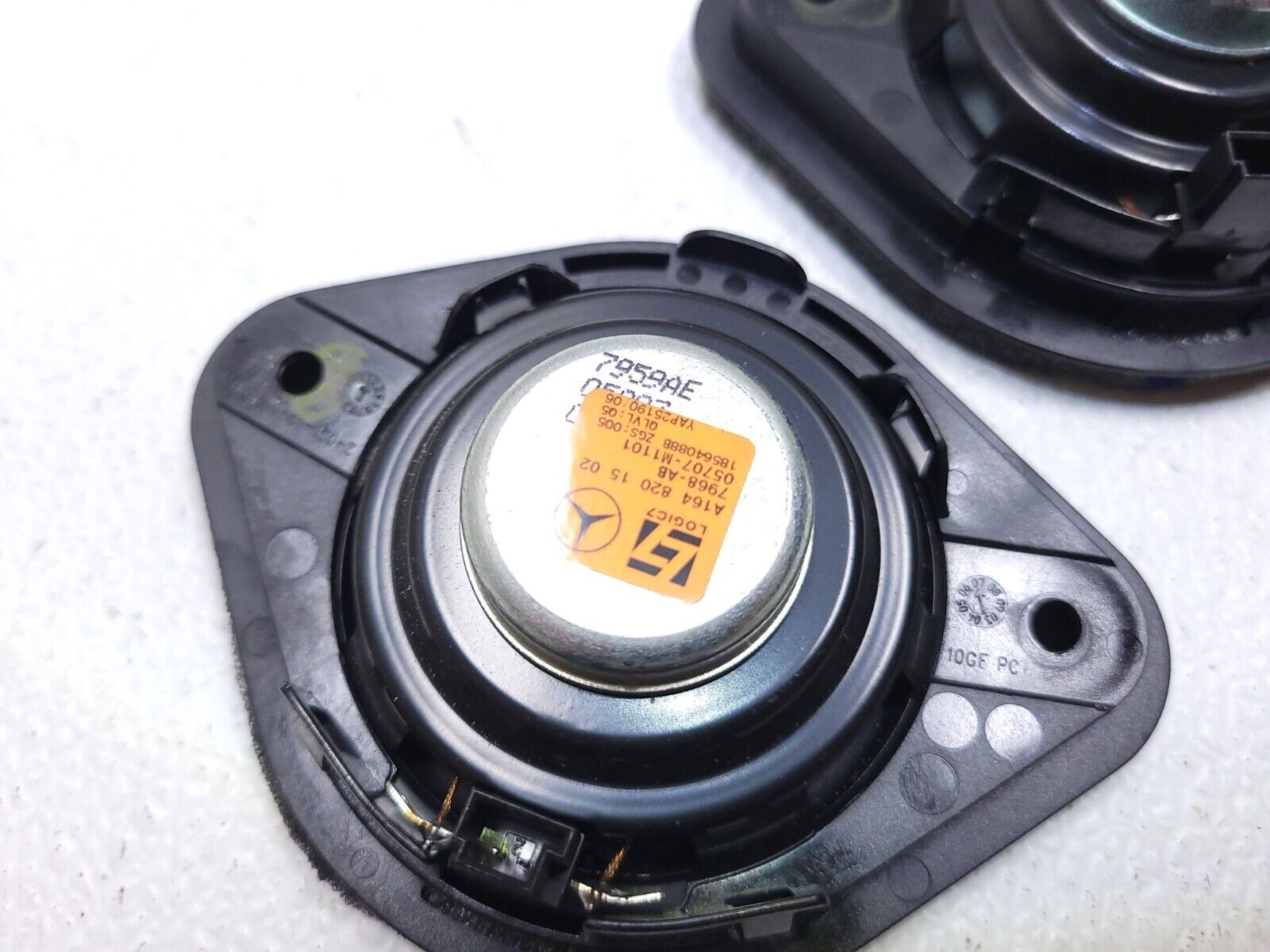 06-11 Mercedes ML500 Rear Door Tweeter Speaker Pair - OEM Replacement for High-Quality Audio - Perfect for Car Audio Upgrades & DIY Installations