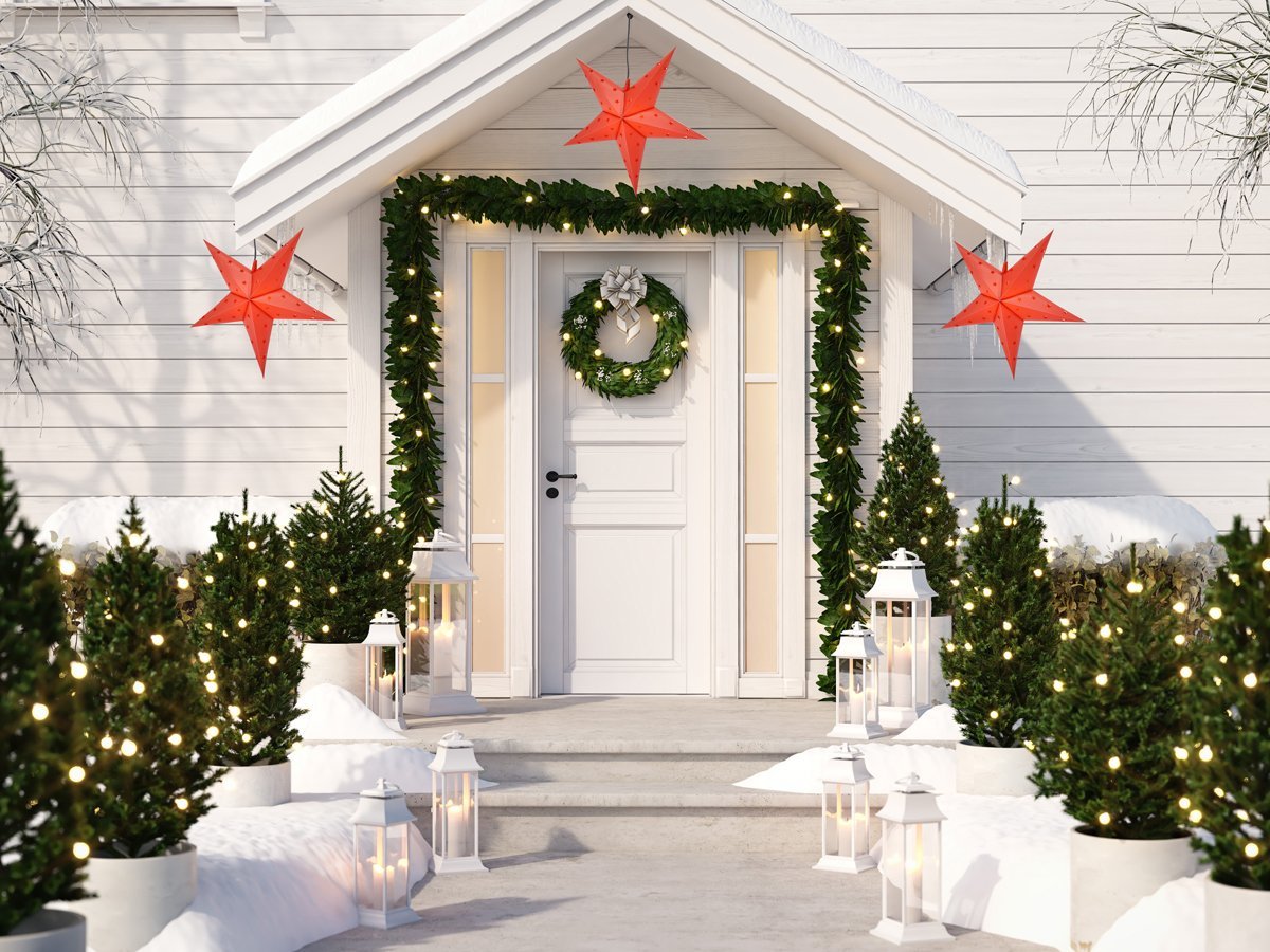 16 Pack Red Weatherproof Star Lanterns - Outdoor Hanging Decorations for Garden, Patio, Christmas & Party Lighting