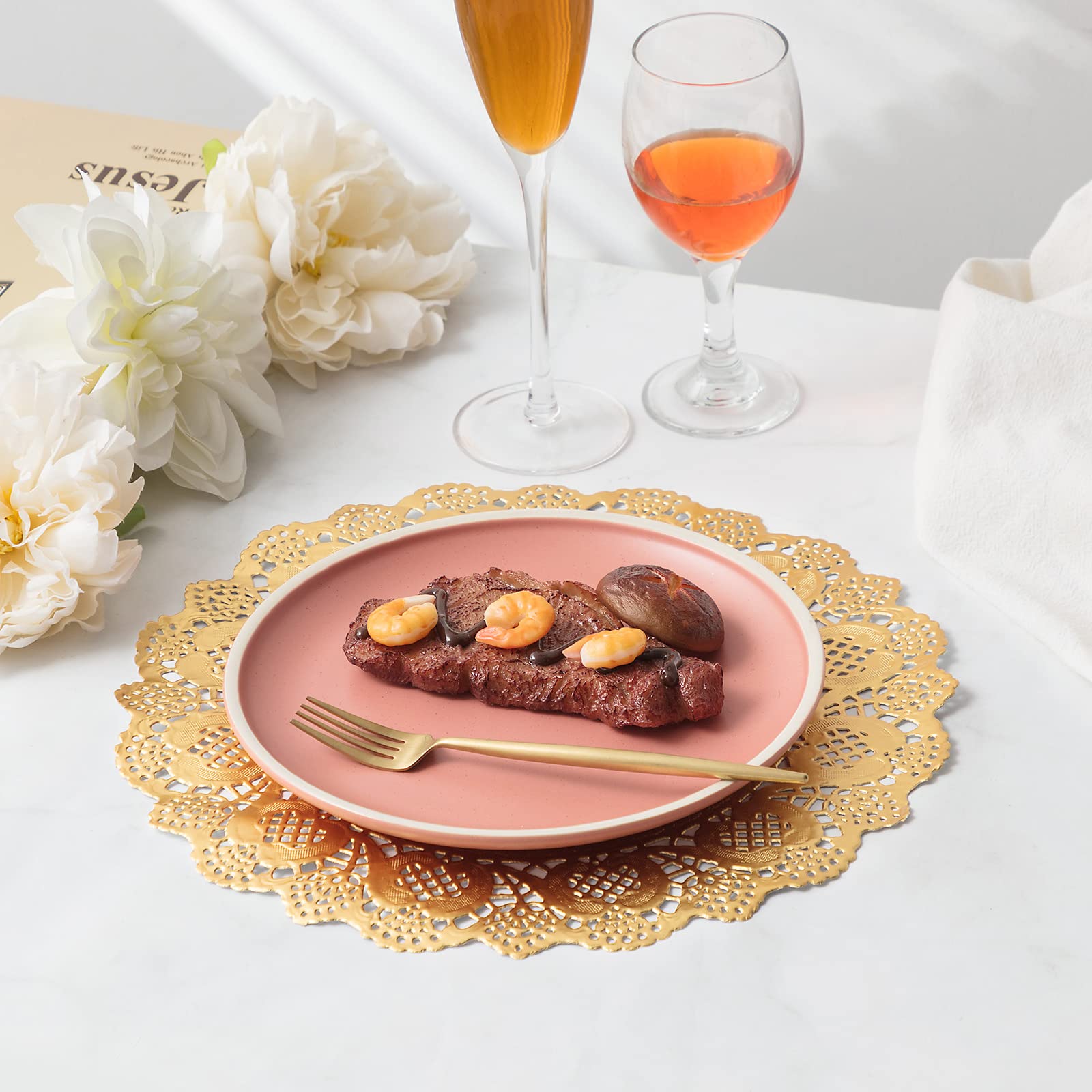 Gueevin 200 Pcs Gold Lace Round Paper Doilies - 12 Inch Decorative Disposable Placemats for Dinner Plates, Dessert, Crafts, Wedding Tableware - Perfect for Party Decor, Tea Time, and Elegant Table Settings