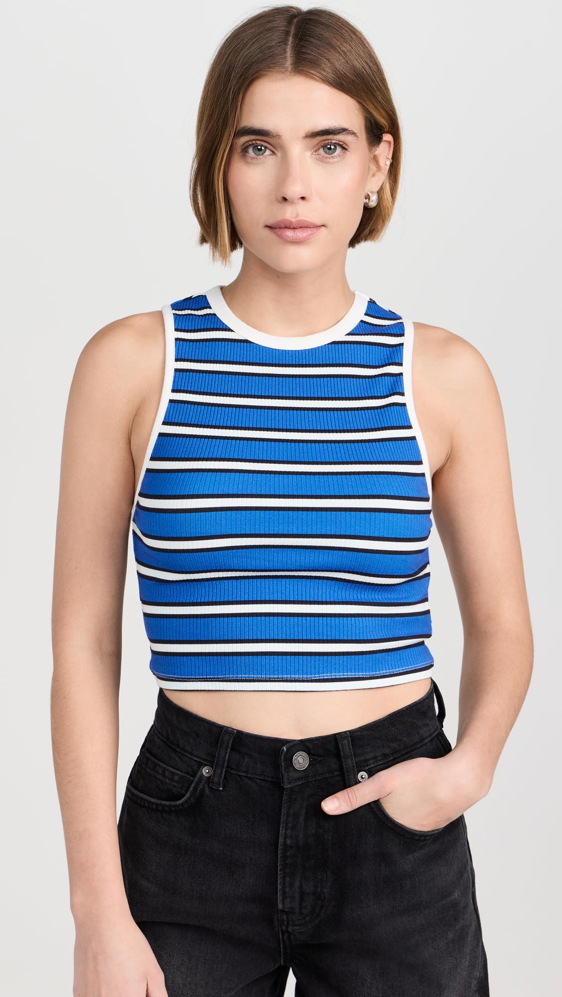 alice + olivia Women's Andre Fitted Cropped Tank Top - Slim Fit Casual Summer T-Shirt for Women | Perfect for Beach, Vacation & Everyday Wear
