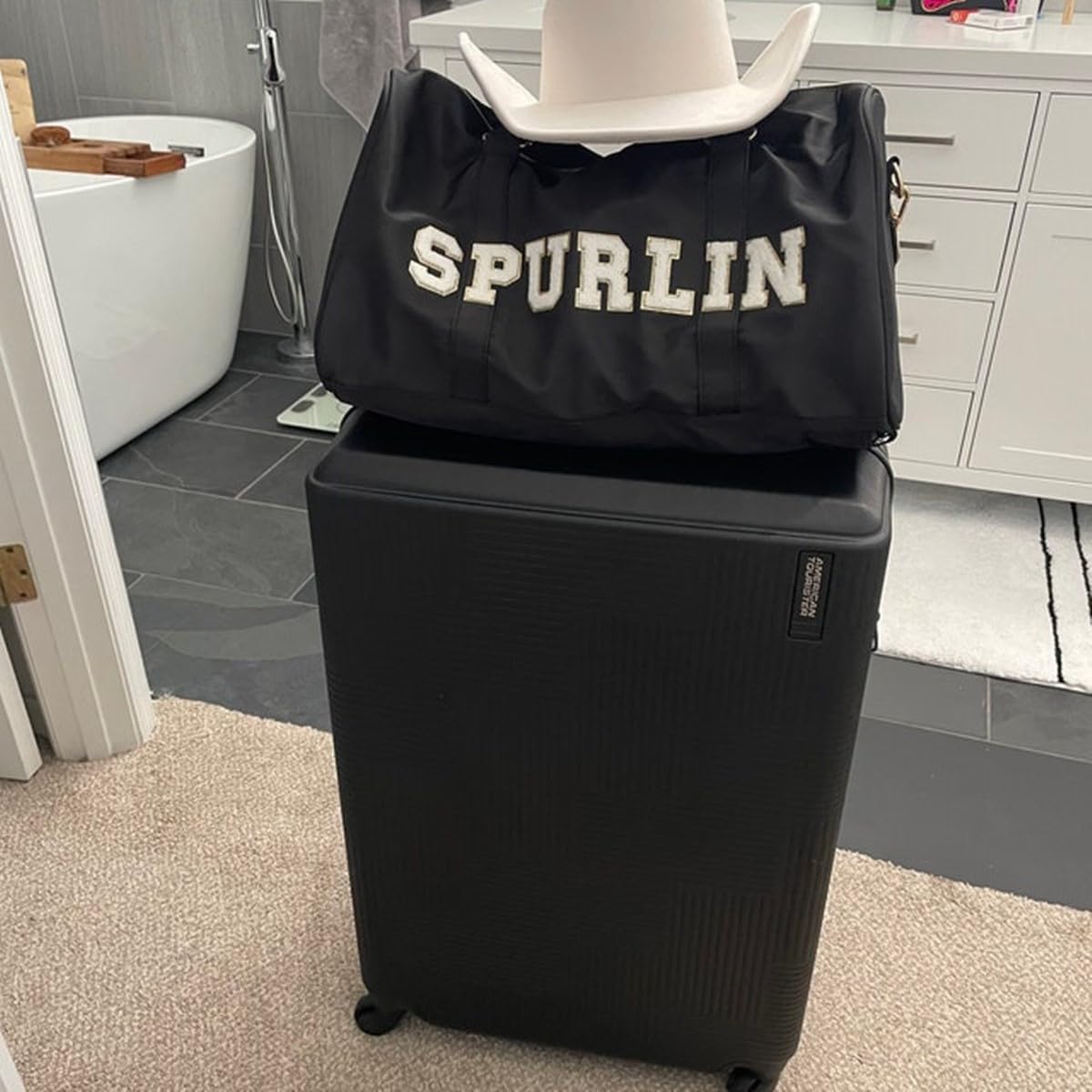 Personalized Dance Bag for Girls - Custom Name Patch Yoga & Ballet Duffel Bag - Women's Cheerleader & Gym Travel Bag - Perfect for Dance Classes, Yoga Sessions, Gym Workouts & Bridesmaid Events