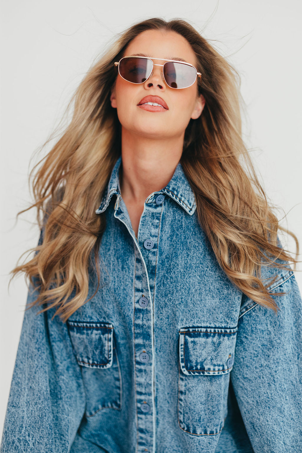 The Halle Sunglasses in Gold Brown - Stylish Polarized UV Protection for Women & Men - Perfect for Driving, Beach, and Outdoor Activities