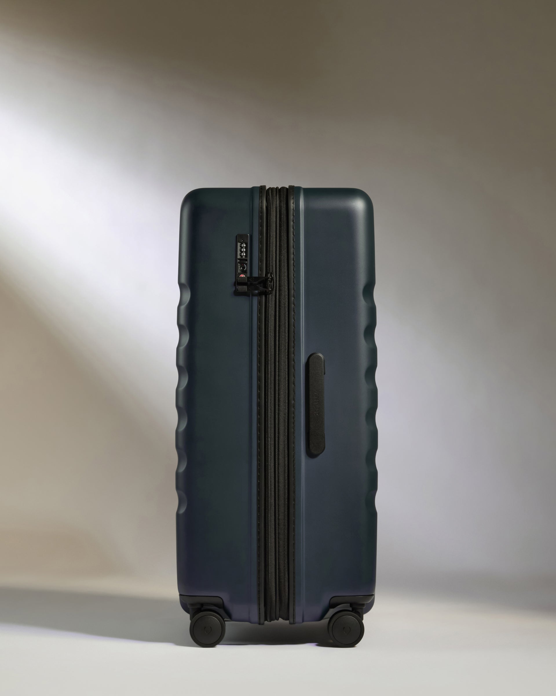 Large Indigo Blue Luggage with Icon Stripe - Perfect for Travel, Business Trips & Vacations